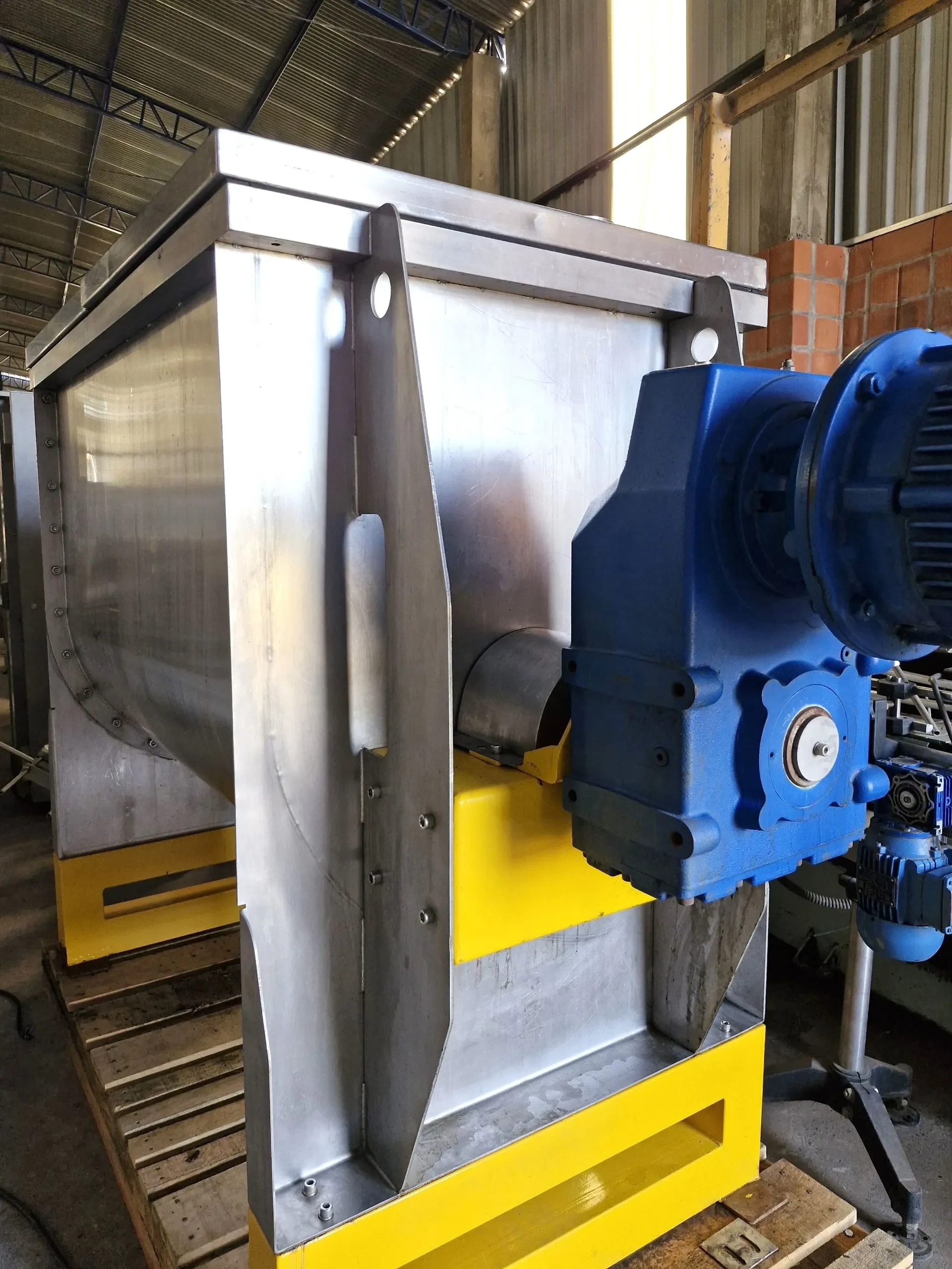 misturador-ribbon-blender-capacidade-1000-litros