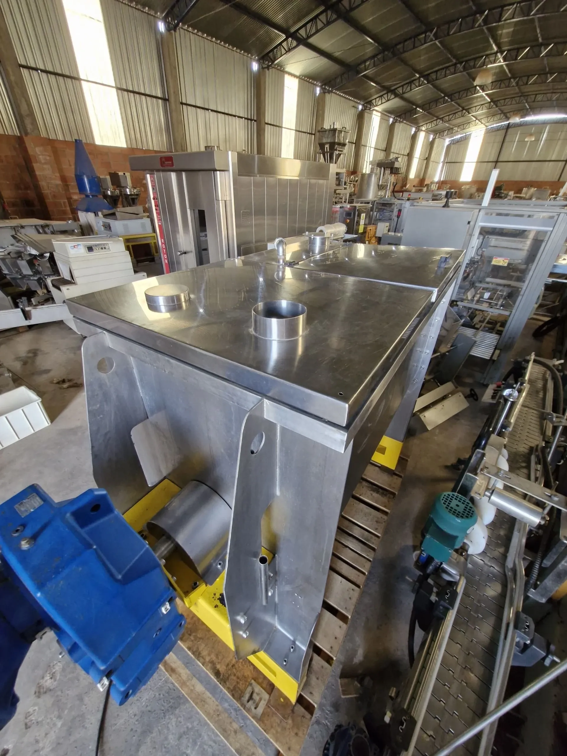 misturador-ribbon-blender-capacidade-1000-litros