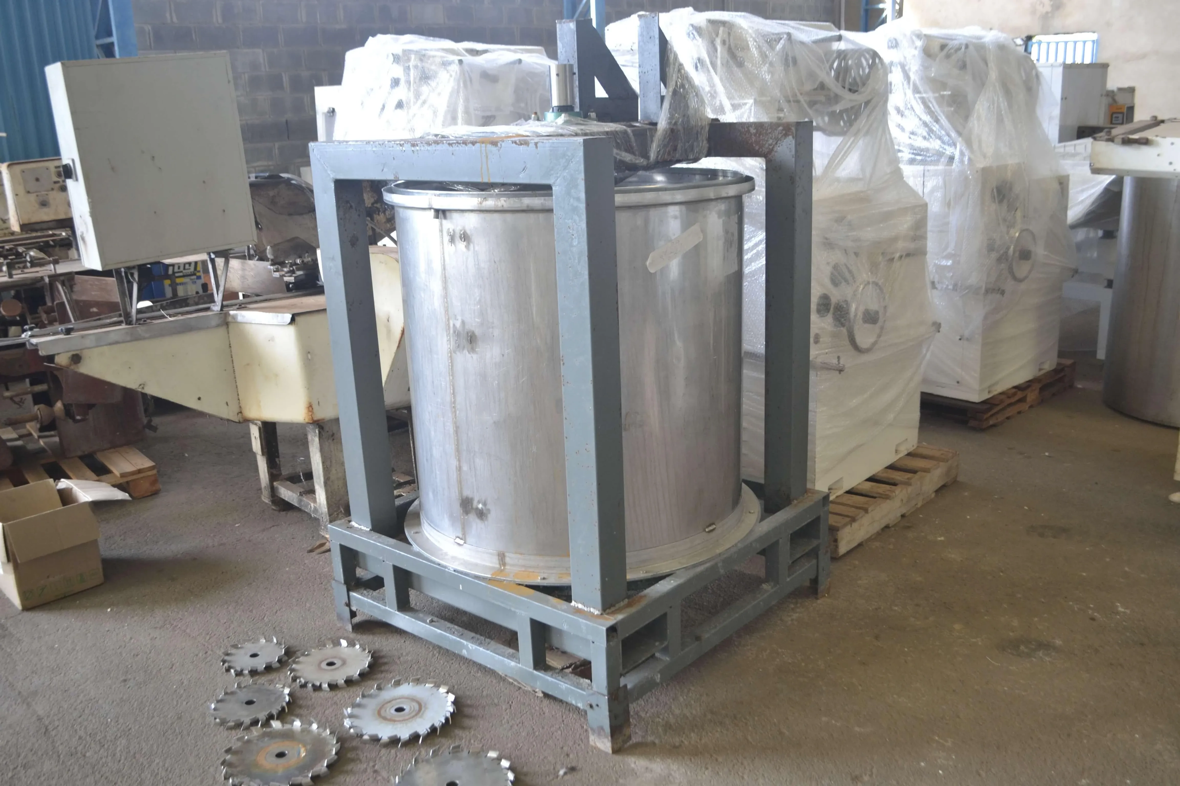 tanque-inox-700-lts-conjunto-discos-cowles