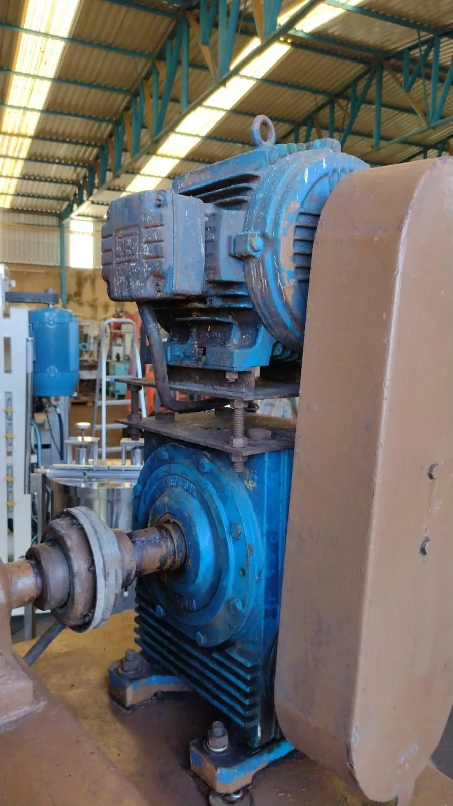 misturador-ribbon-blender-em-aco-carbono-1200-litros