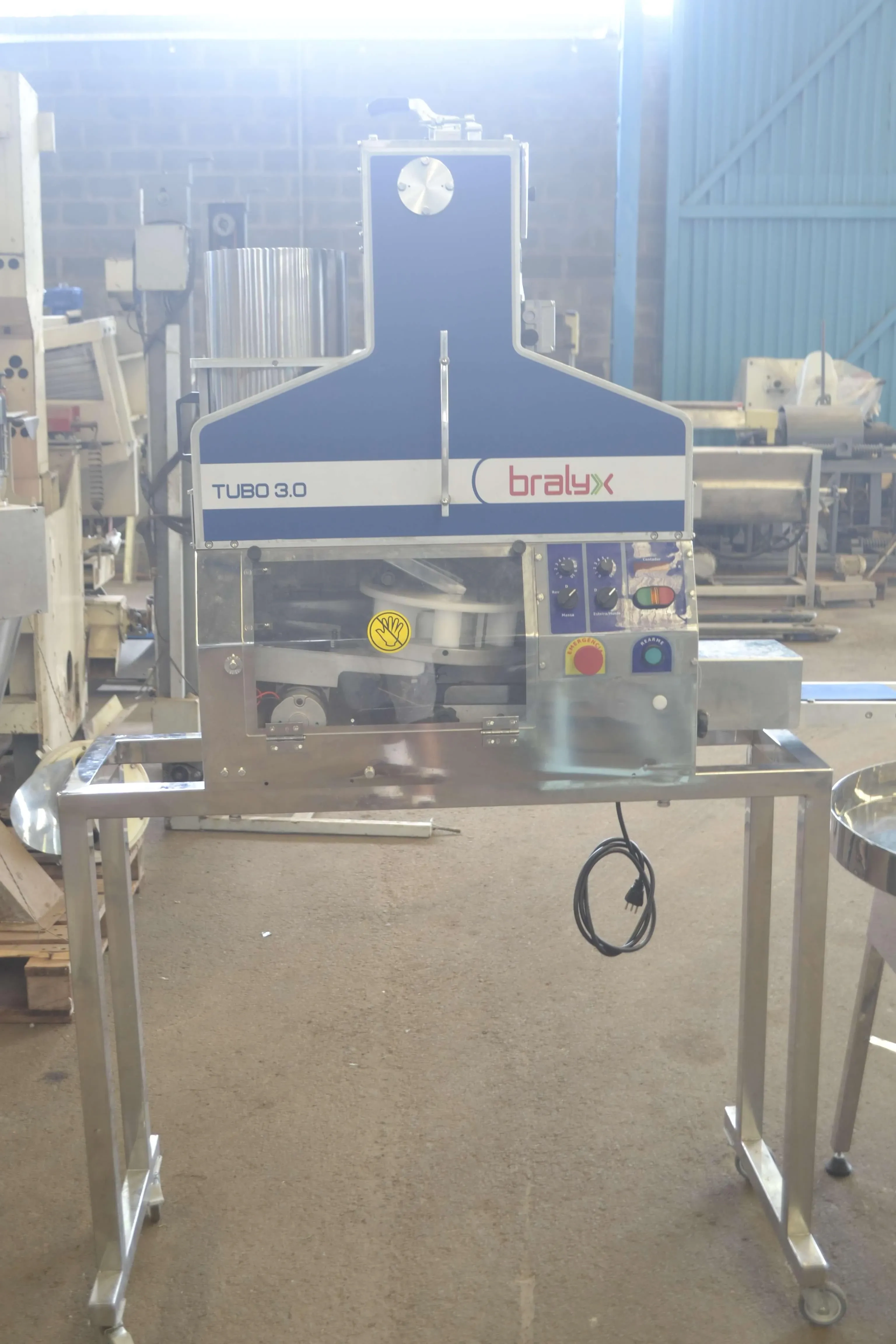 linha-para-fabricacao-de-docinhos-para-festas-marca-bralyx