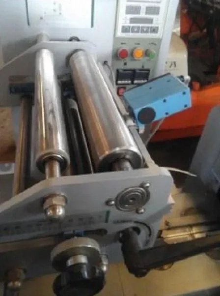 embaladora-flowpack-jinhong-modelo-jh-880