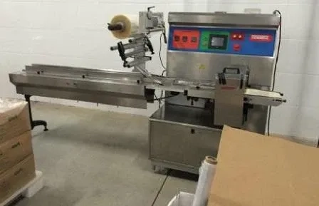 embaladora-flowpack-marca-tecnomecal-modelo-alfa-300