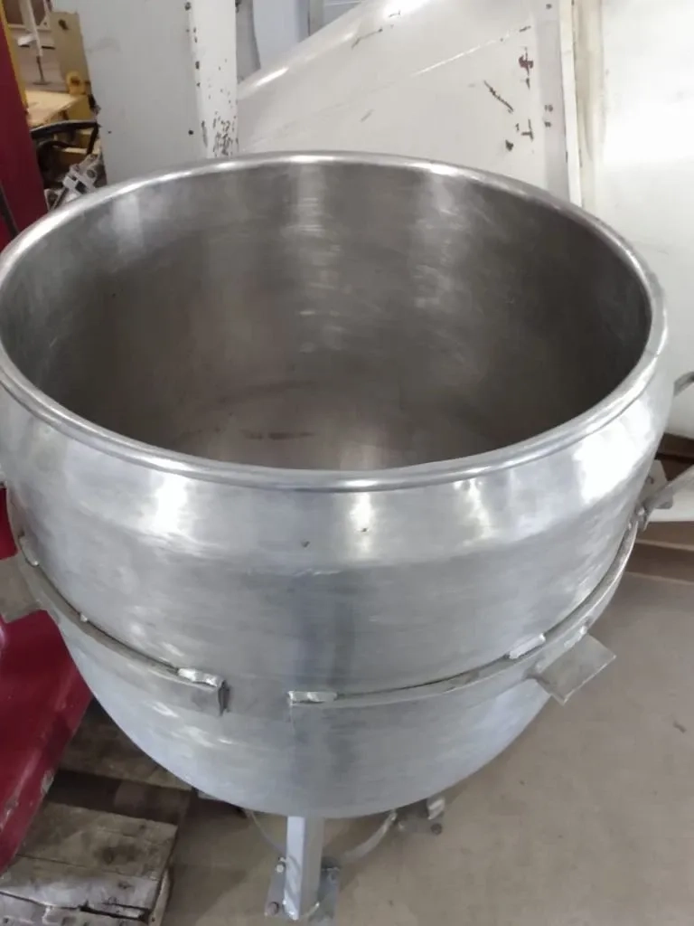 batedeira-planetaria-marca-amadio-modelo-130