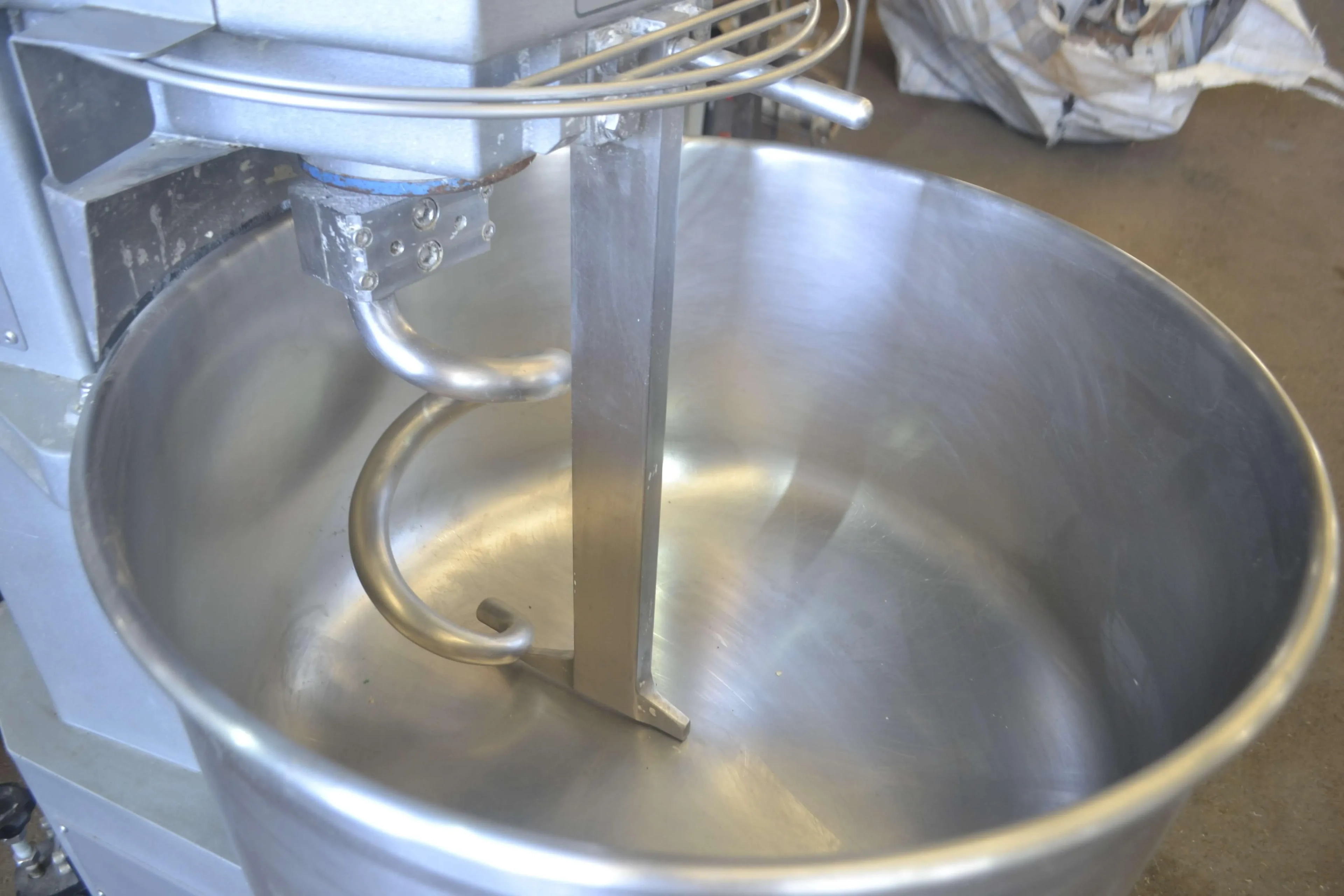 amassadeira-espiral-capacidade-80-kg-marca-pratica