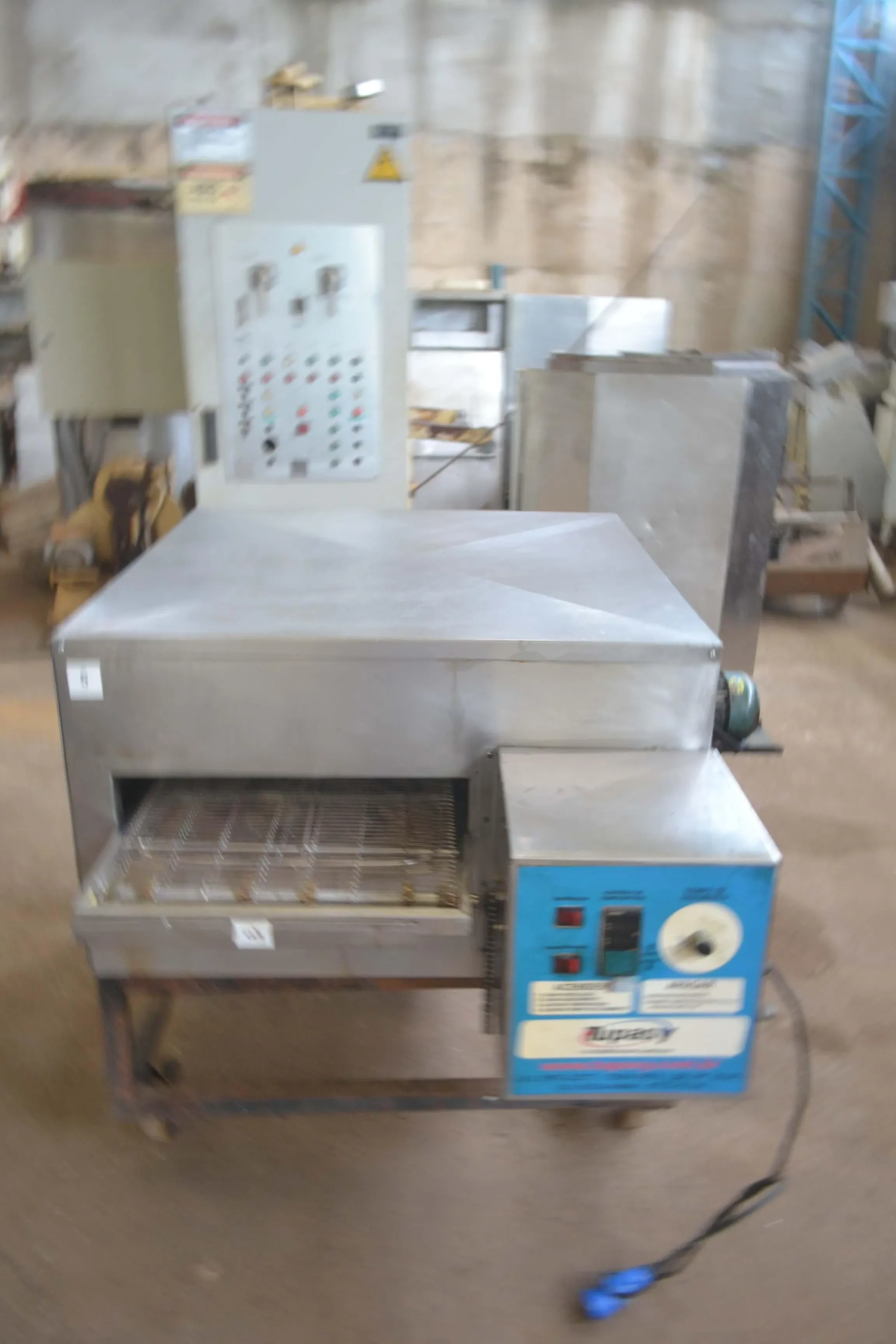 forno-de-esteira-para-pizza-e-esfiha-marca-tupasy