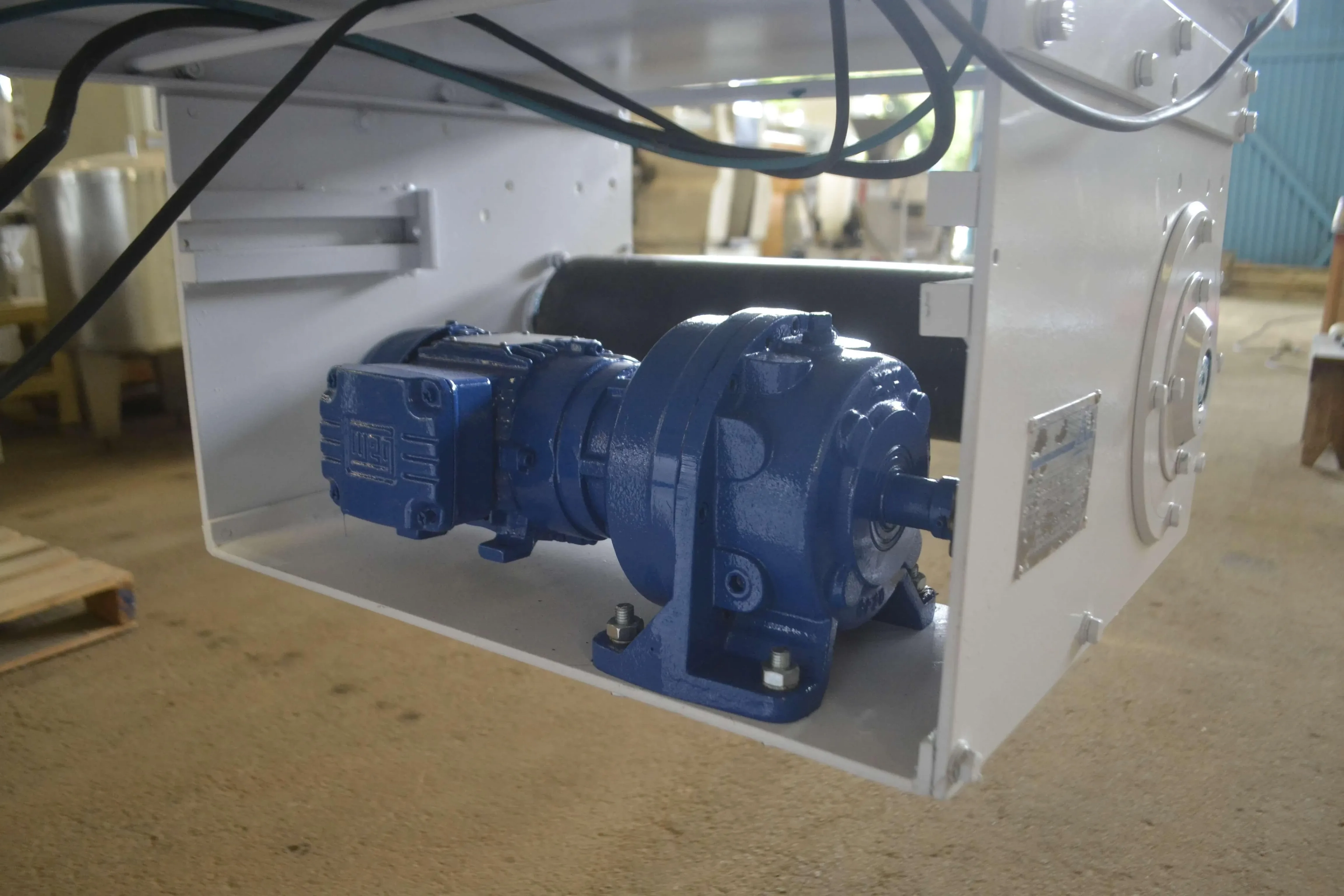 tunel-de-resfriamento-de-chocolate-4-m-x-400-mm-marca-hebleimar