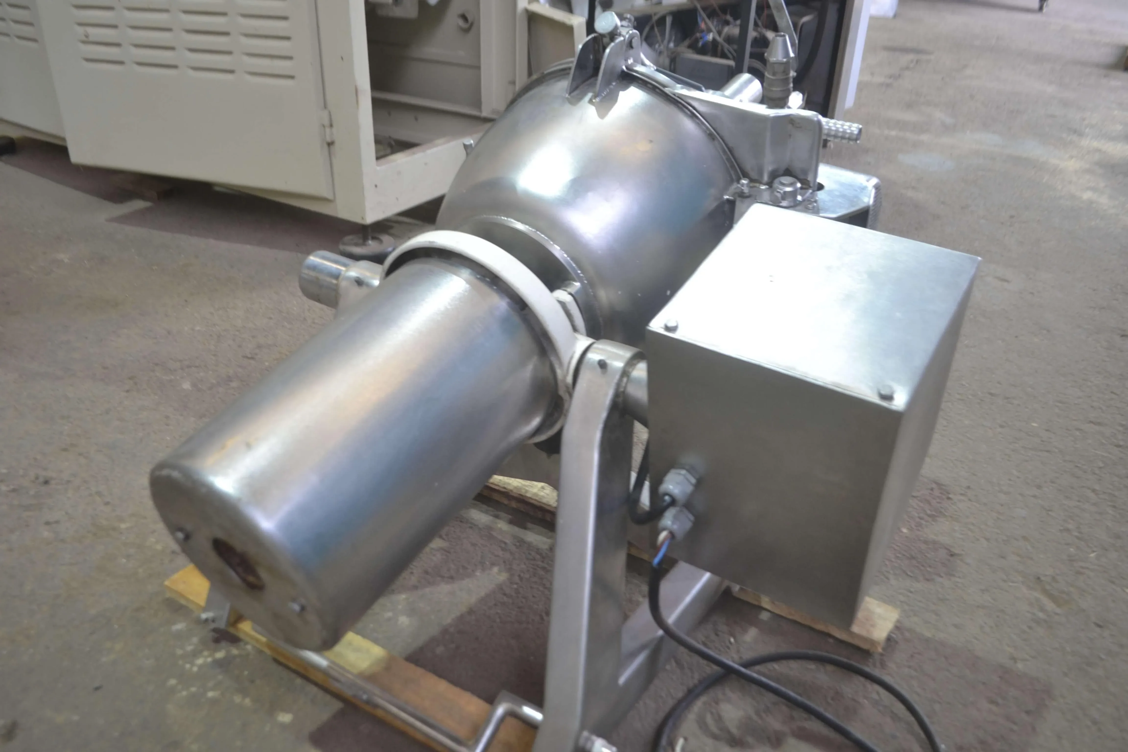 processador-universal-cutter-capacidade-12-litros-marca-geiger