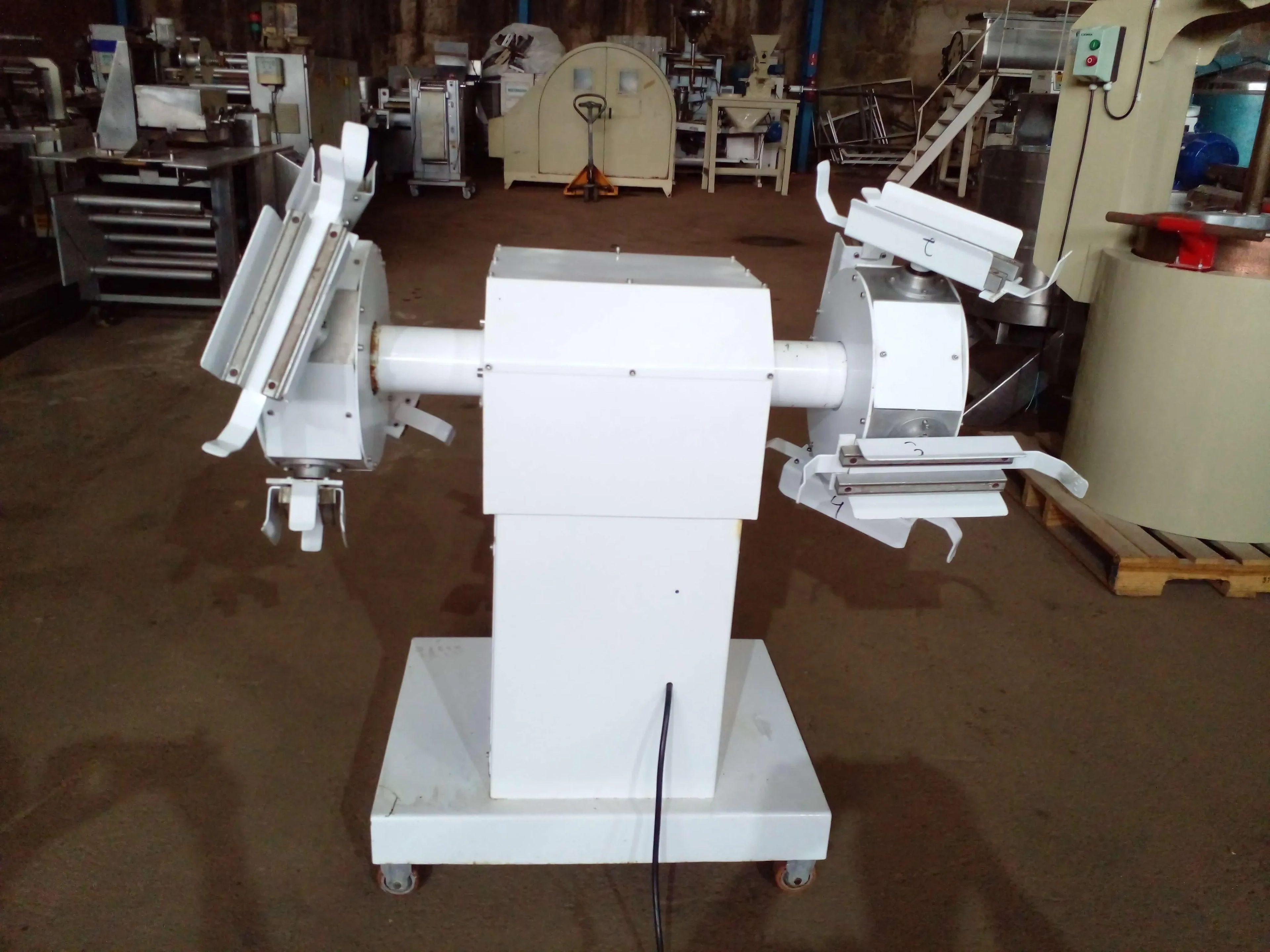 centrifuga-para-ovos-de-chocolate-8-livros