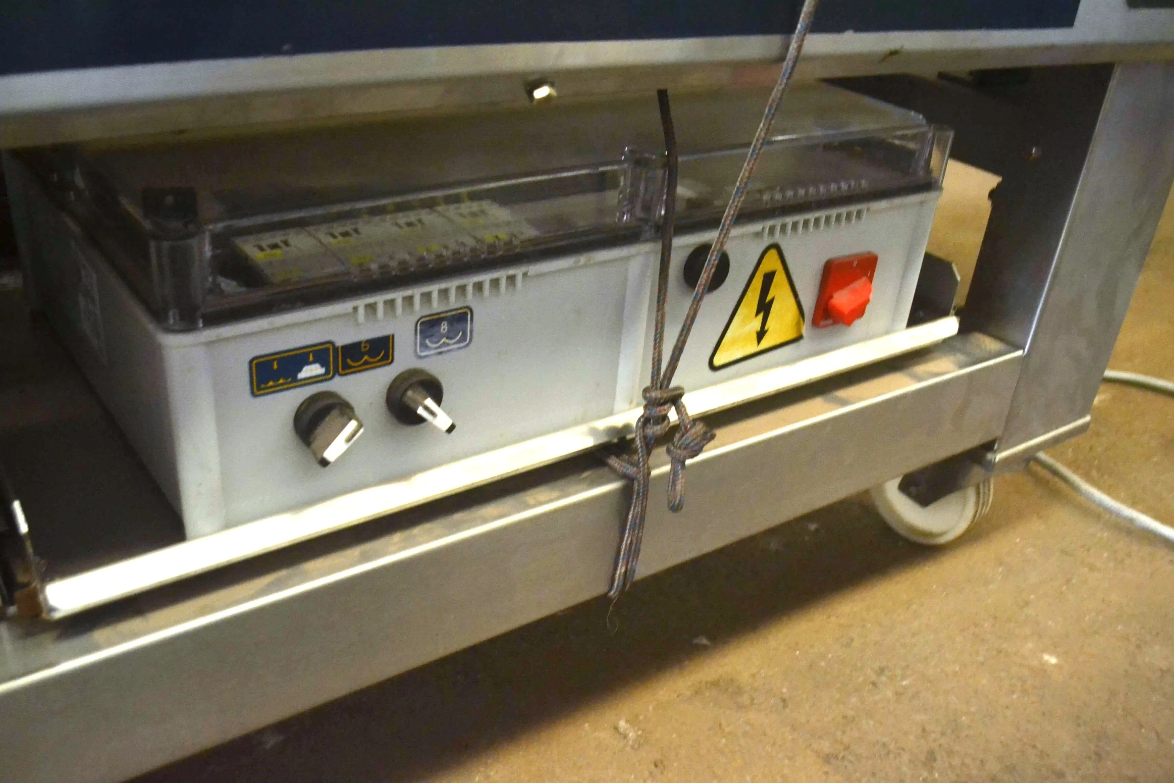 moldadora-para-massa-de-pao-grupo-automatico-universal-marca-argental