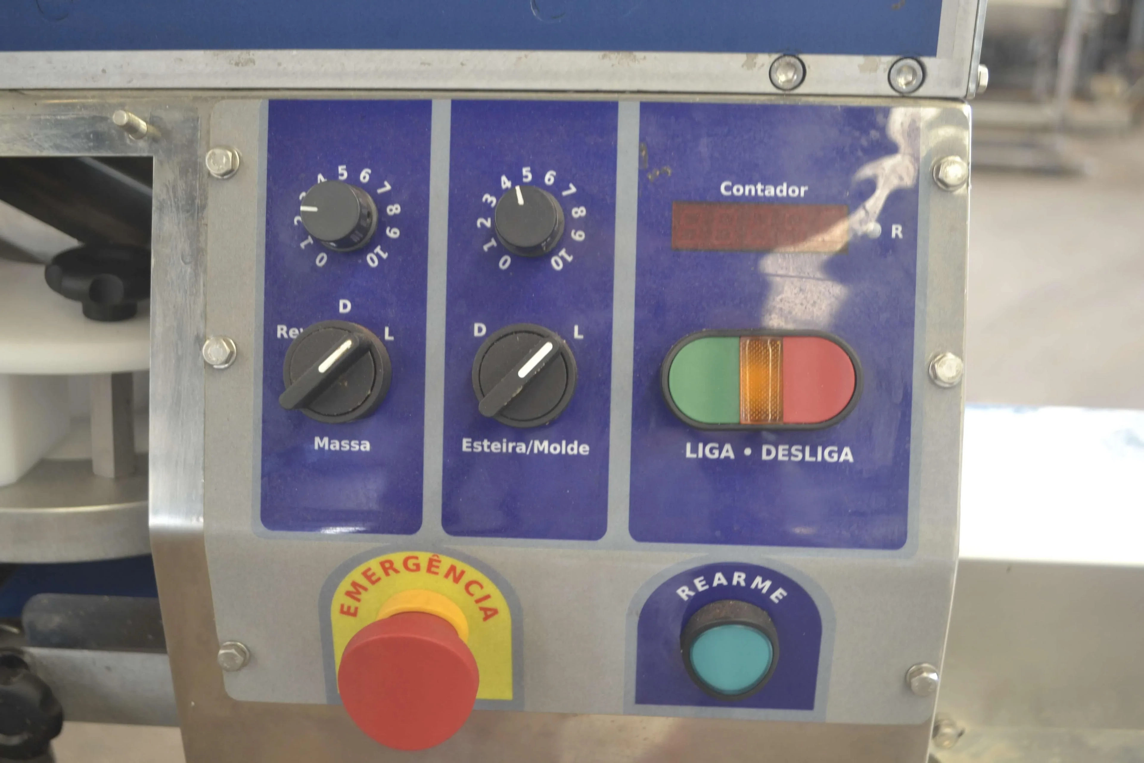 linha-para-fabricacao-de-docinhos-para-festas-marca-bralyx