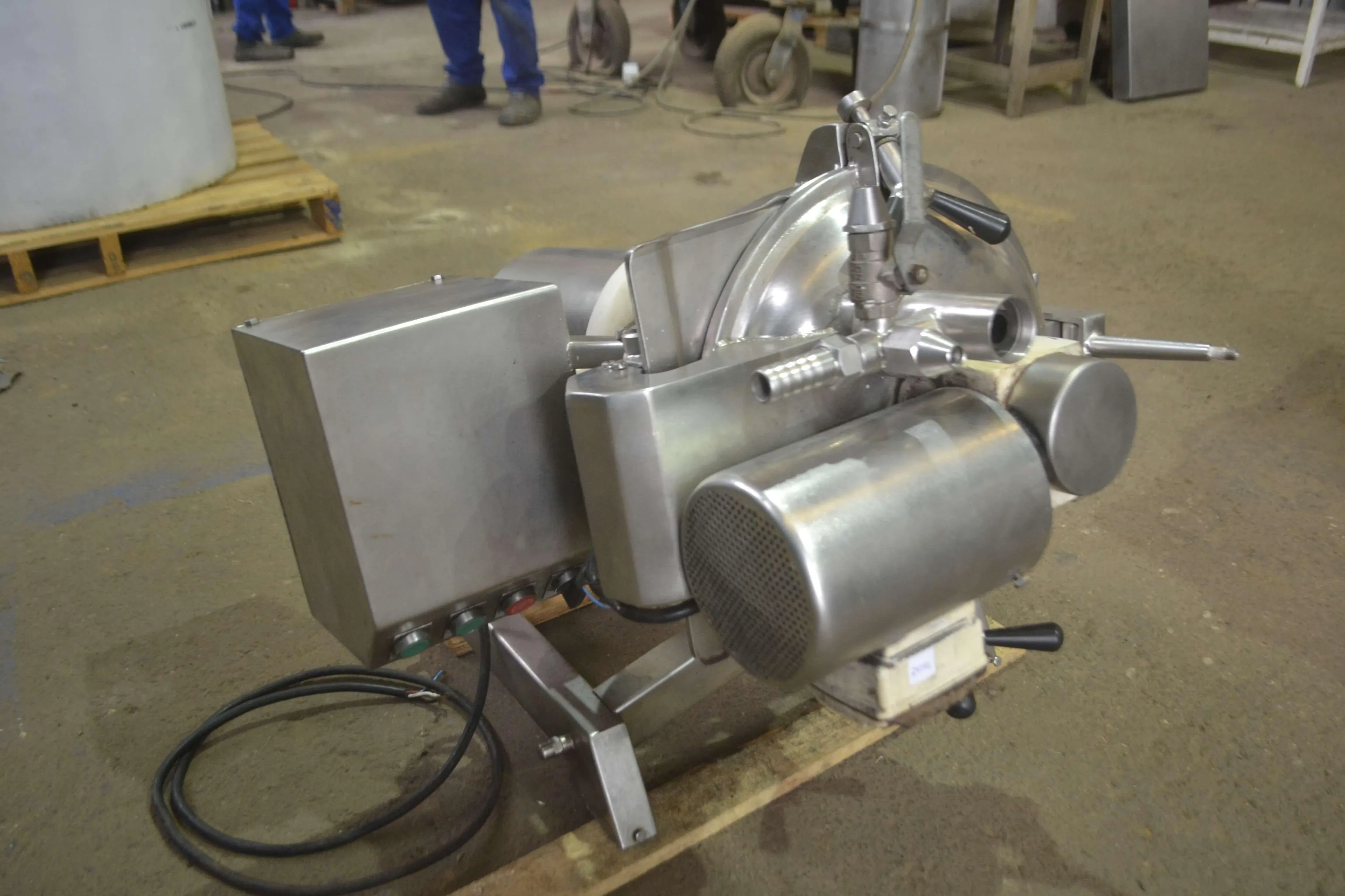 processador-universal-cutter-capacidade-12-litros-marca-geiger