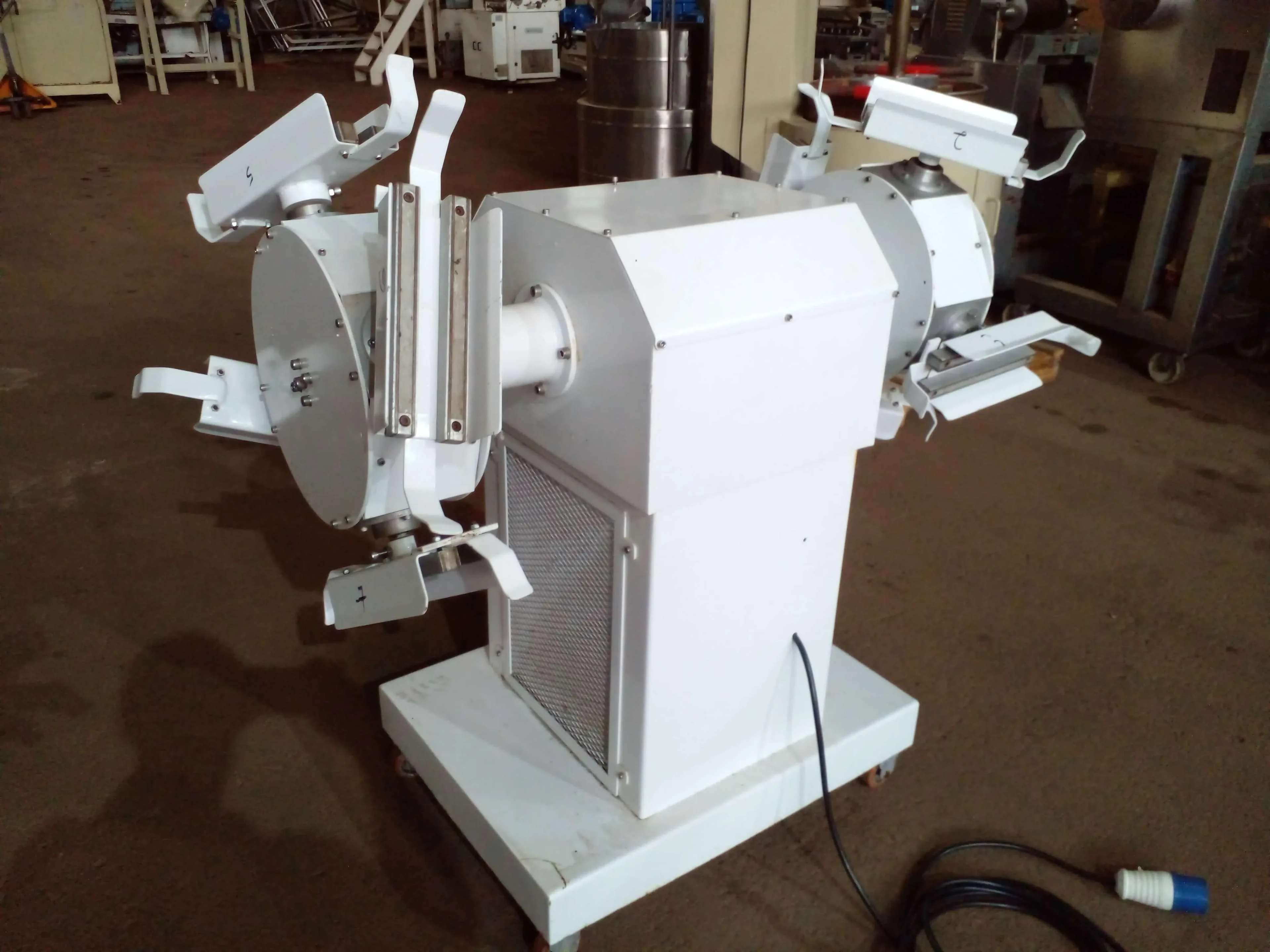 centrifuga-para-ovos-de-chocolate-8-livros