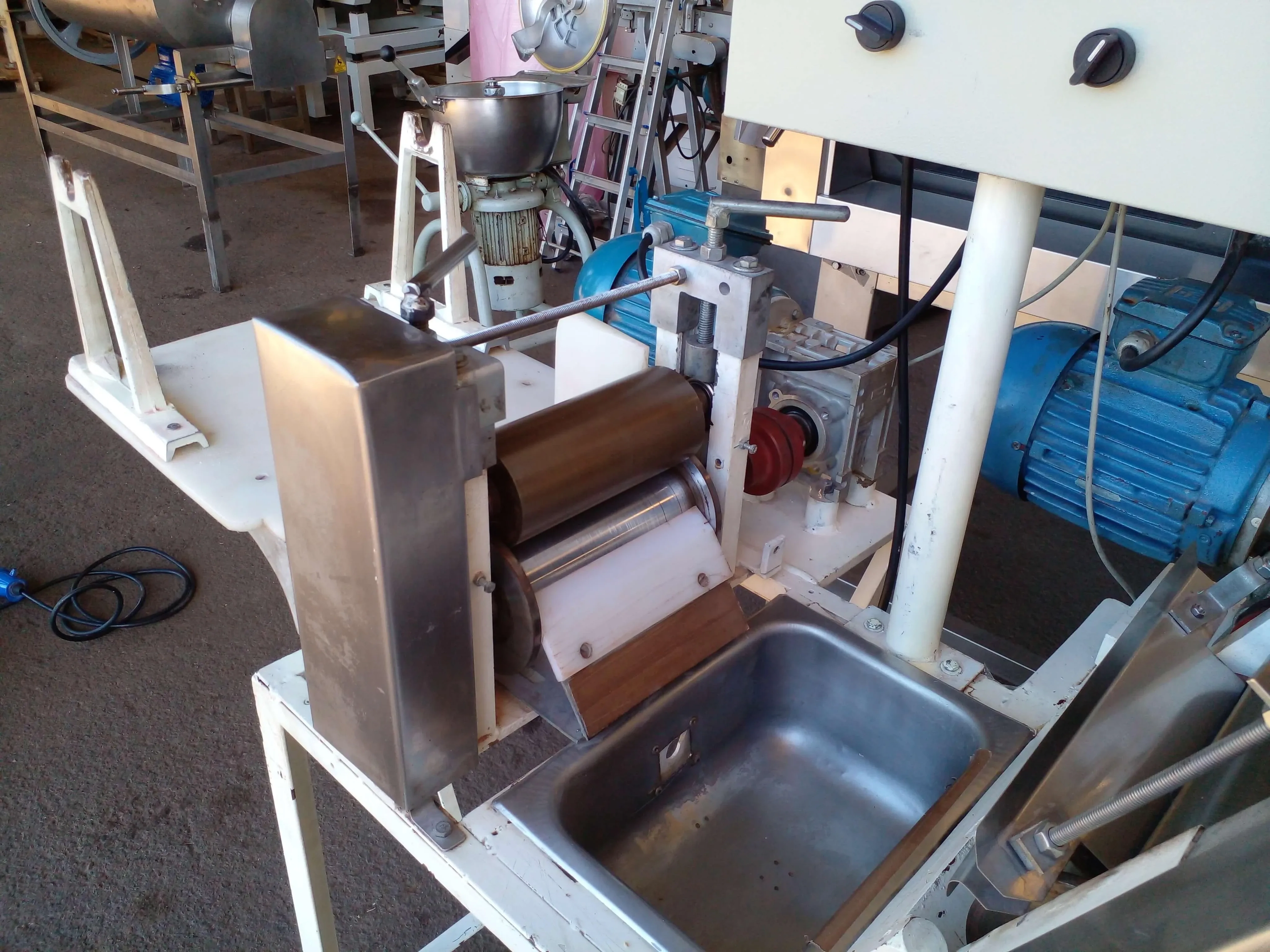 cilindro-acabamento-dois-rolos-200-mm-2