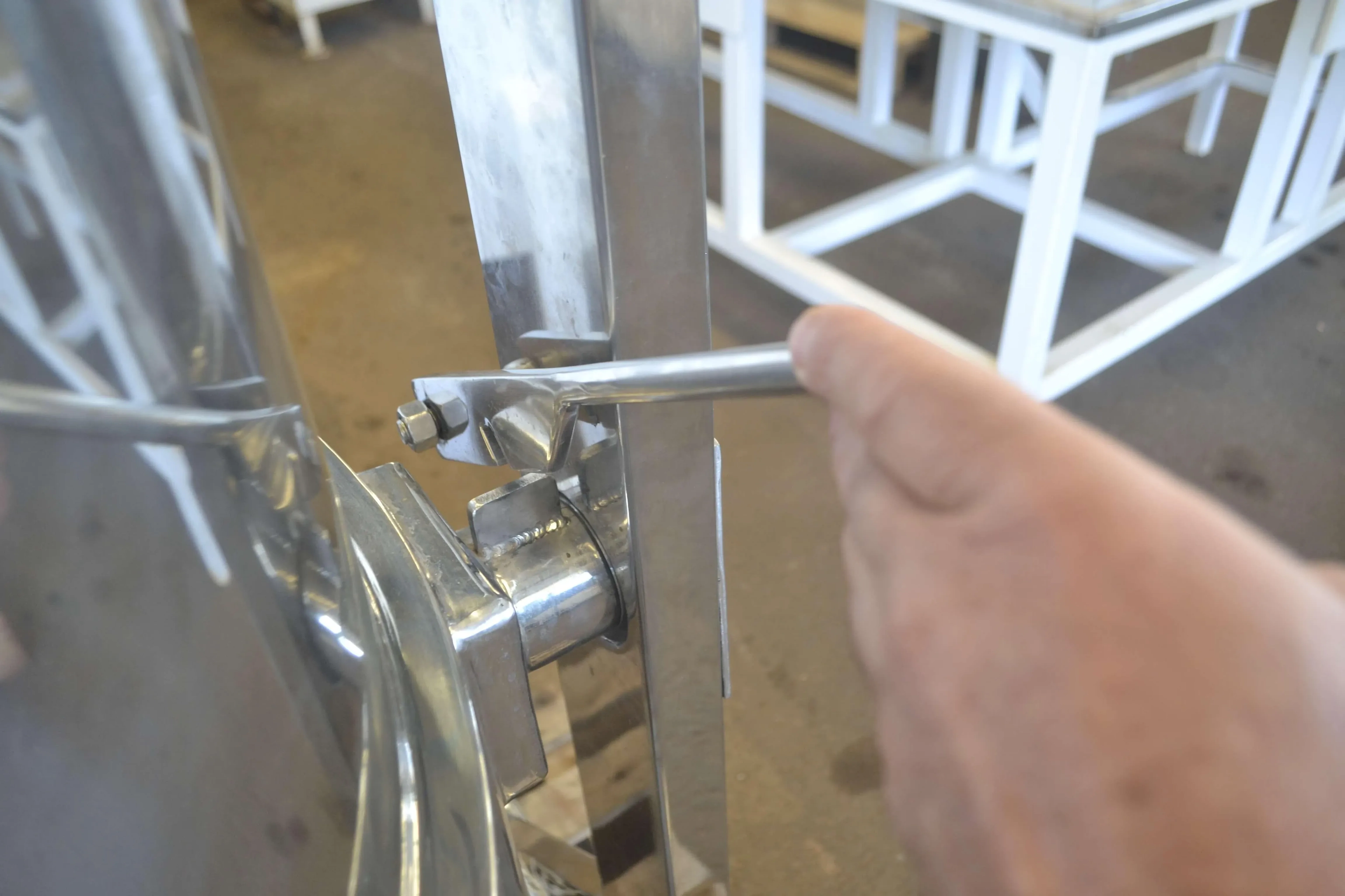 tacho-a-gas-capacidade-200-litros-marca-mundinox