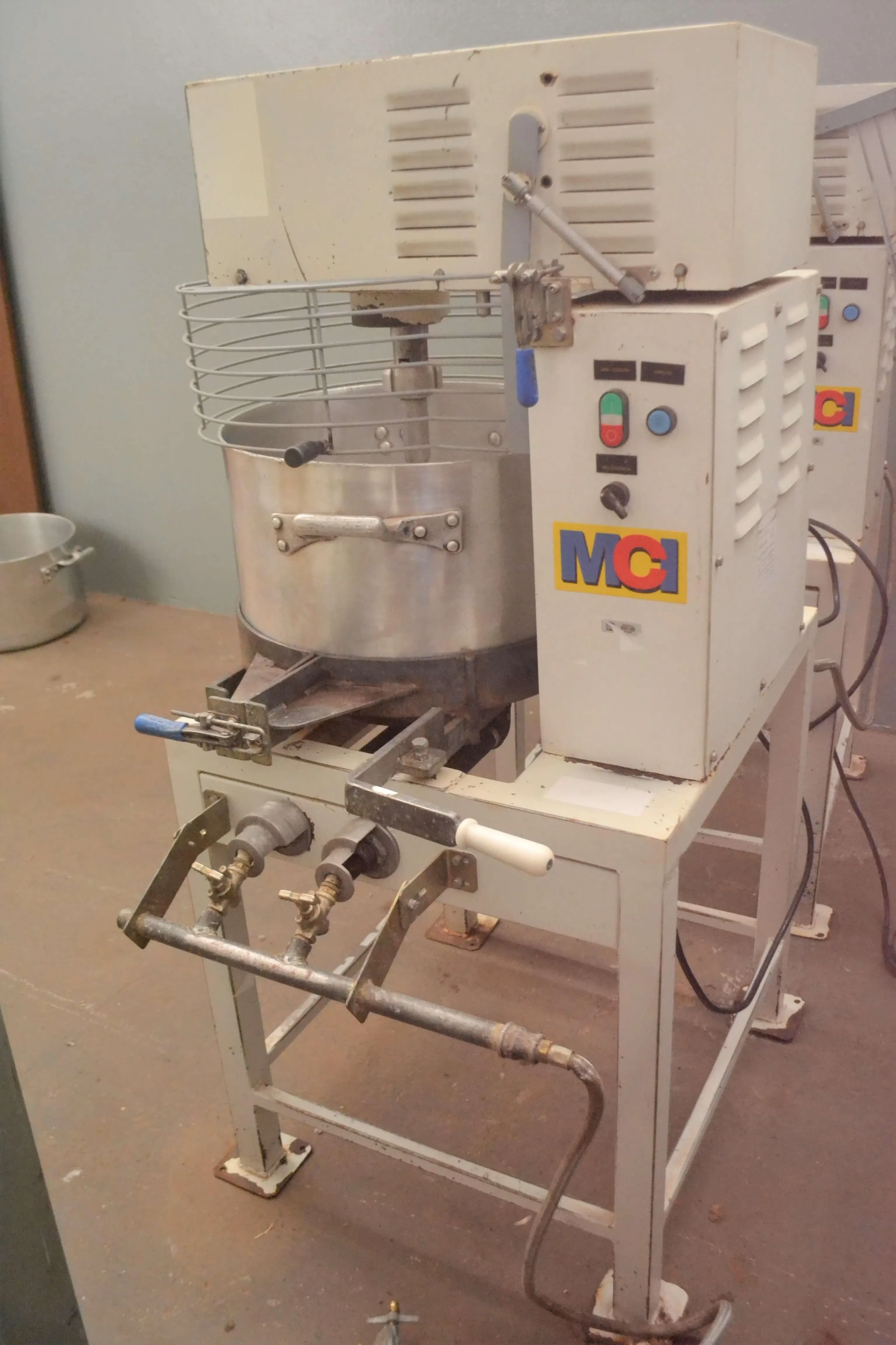 masseira-gas-30-l-mci