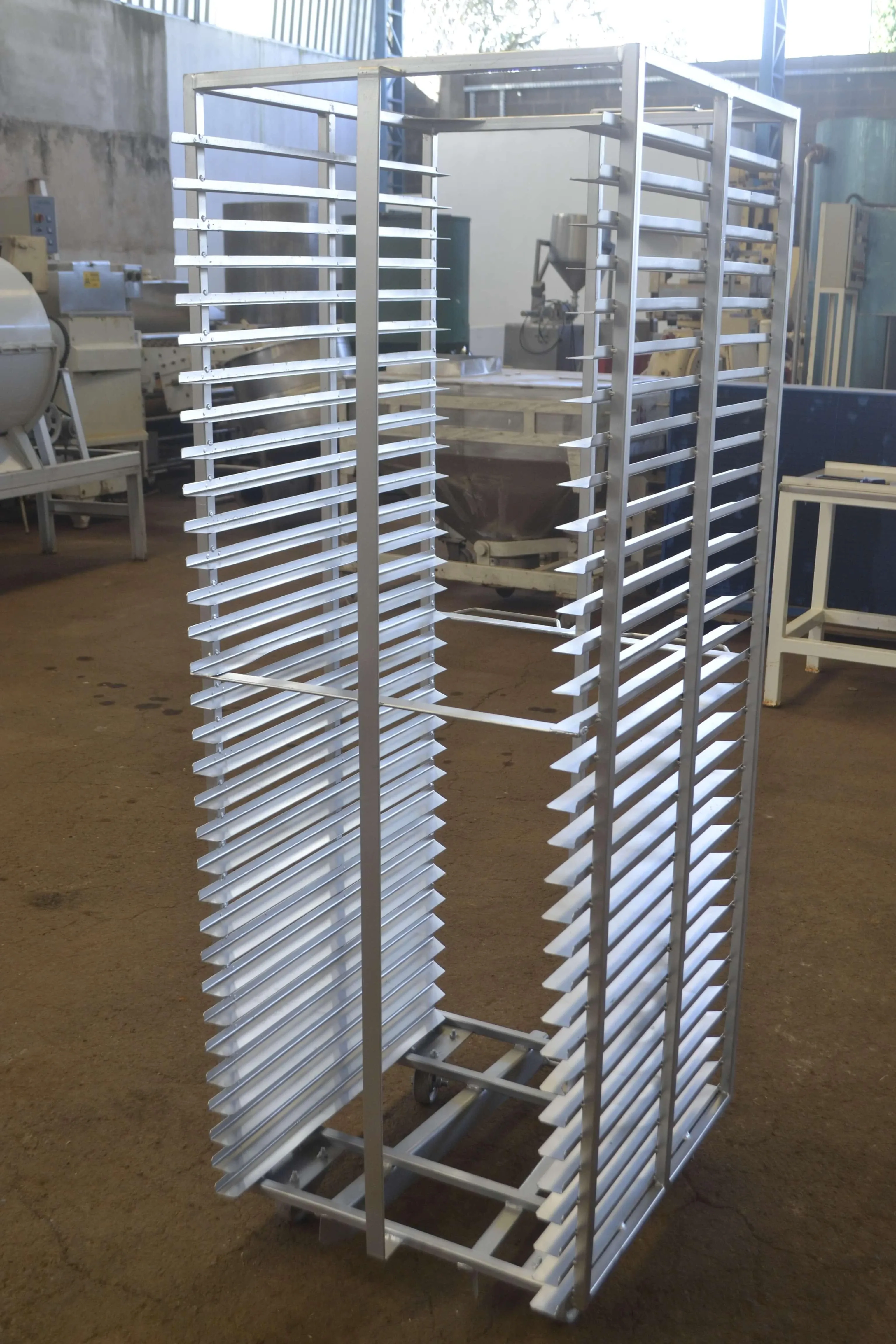 forno-rotativo-a-gas-um-carrinho-marca-haas-reformado-pela-marcepan