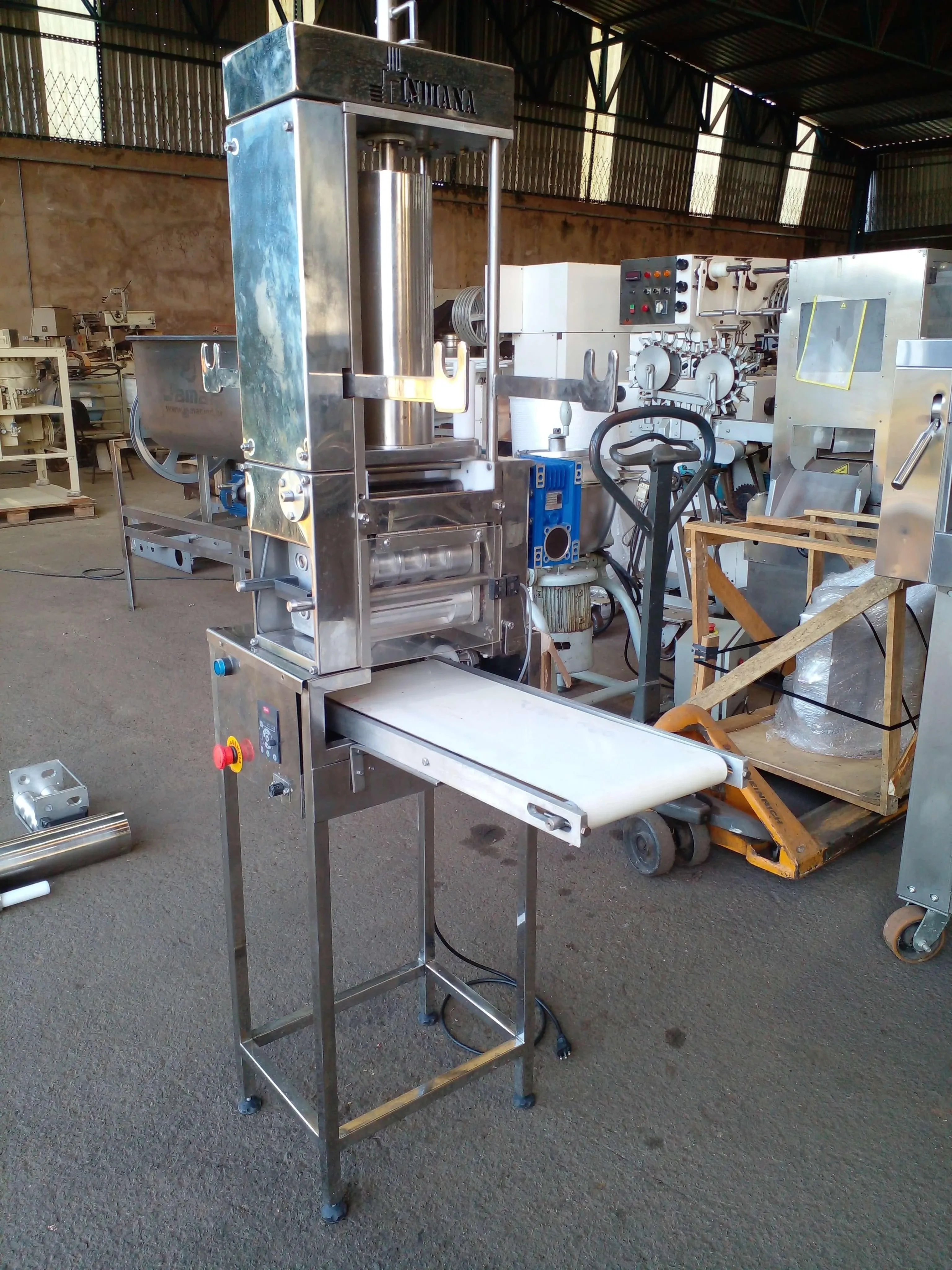 formadora-recheadora-de-pastel-e-ravioli-120-kg-h-marca-indiana