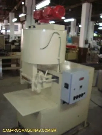 pingadeira-pirog-para-chocolate-3