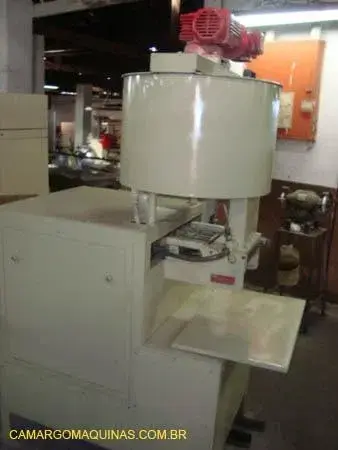 pingadeira-pirog-para-chocolate