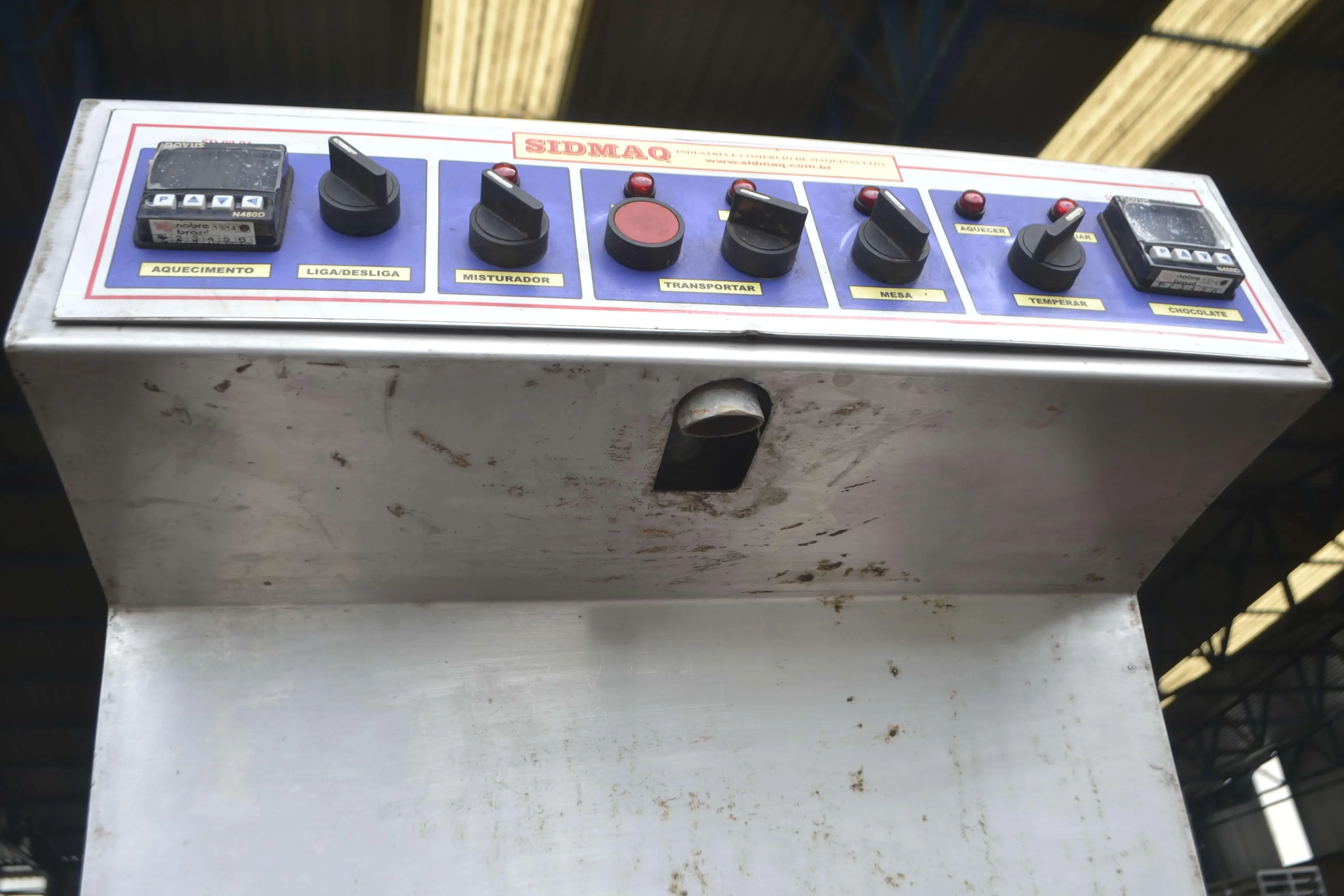 temperadeira-de-chocolate-capacidade-80-kg-h-marca-sidmaq