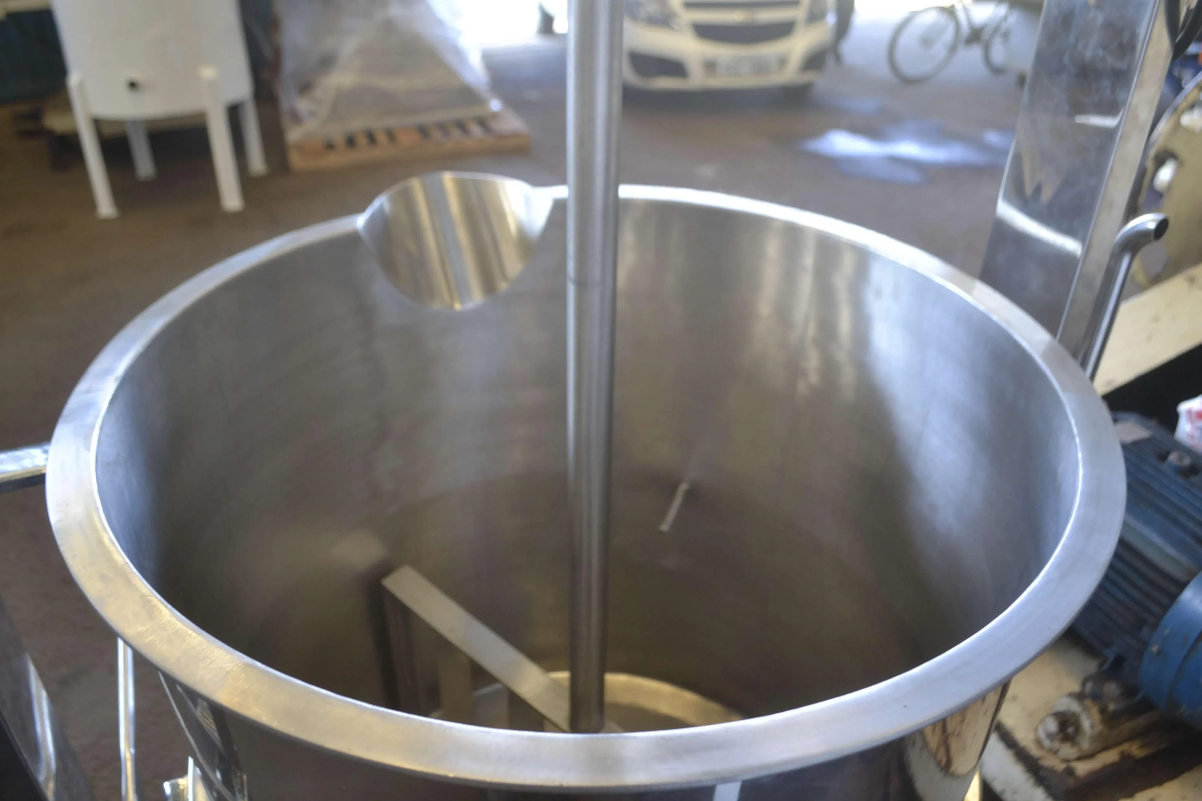 tacho-a-gas-capacidade-200-litros-marca-mundinox