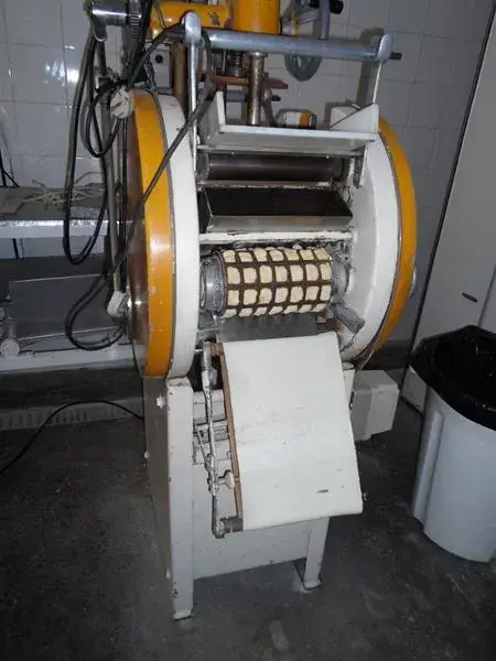 maquina-de-ravioli-e-pastel-aperitivo