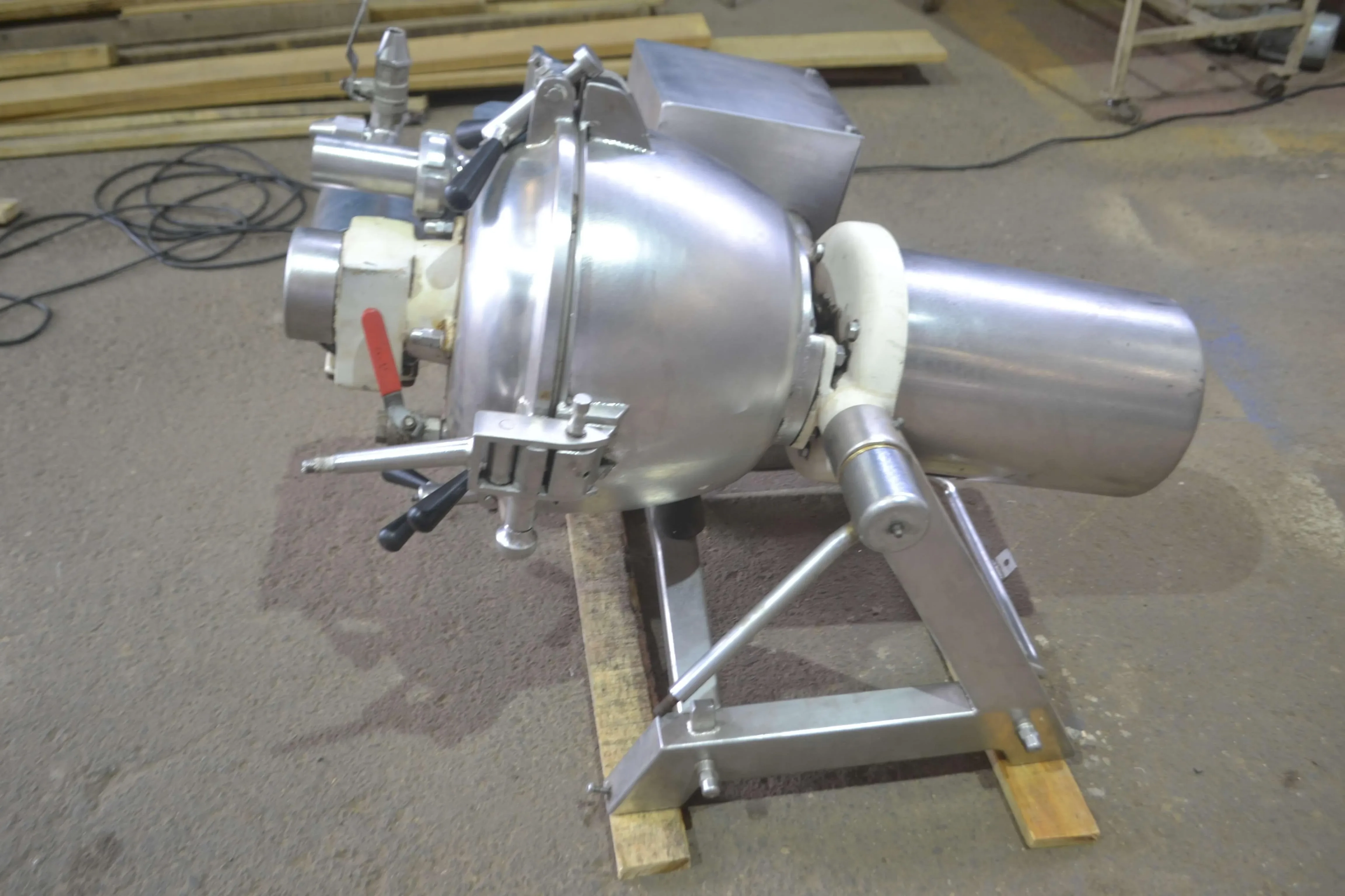 processador-universal-cutter-capacidade-12-litros-marca-geiger