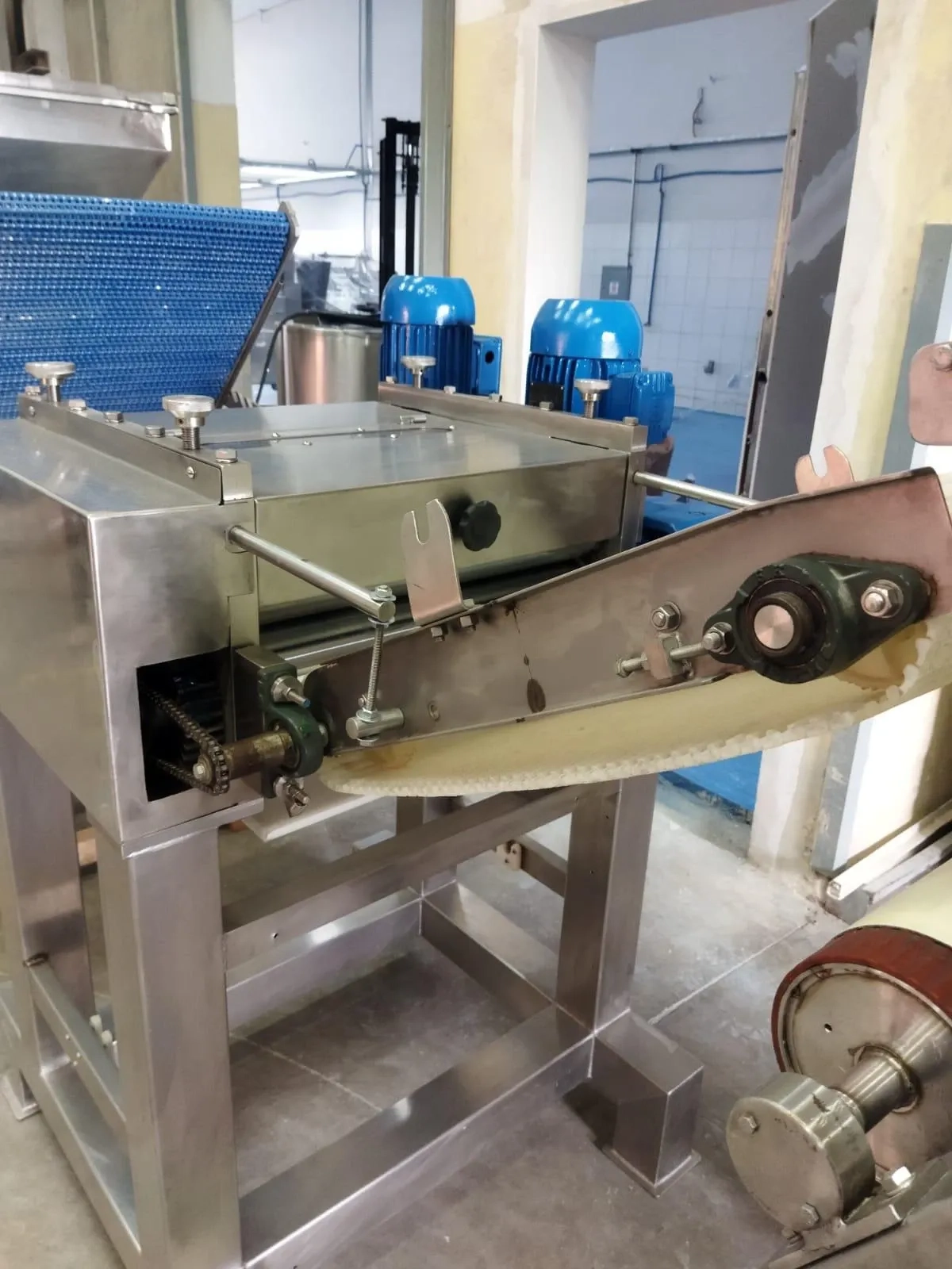 linha-automatica-de-fabricacao-de-talharim-300-kg-hora-marca-dominioni