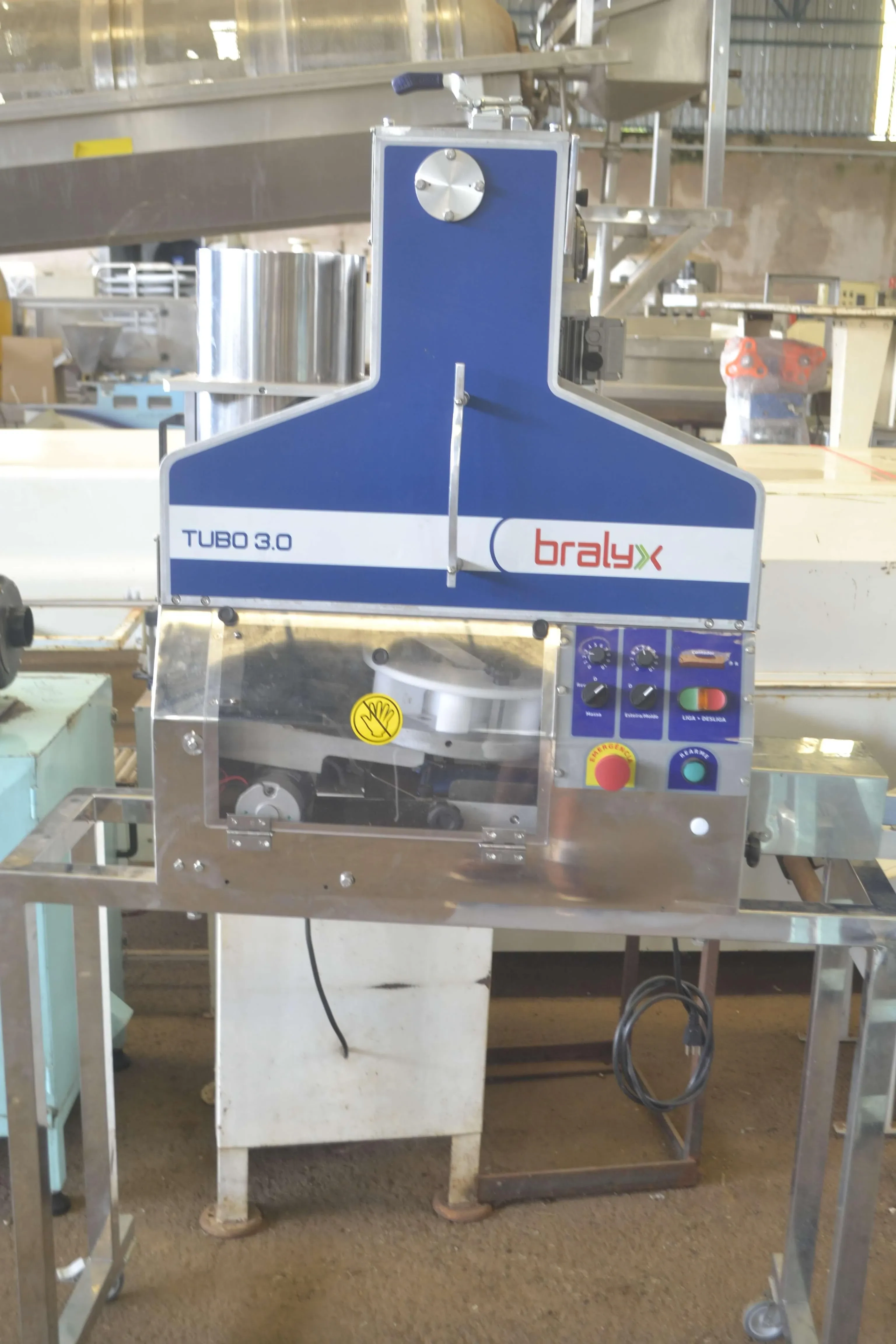 linha-para-fabricacao-de-docinhos-para-festas-marca-bralyx