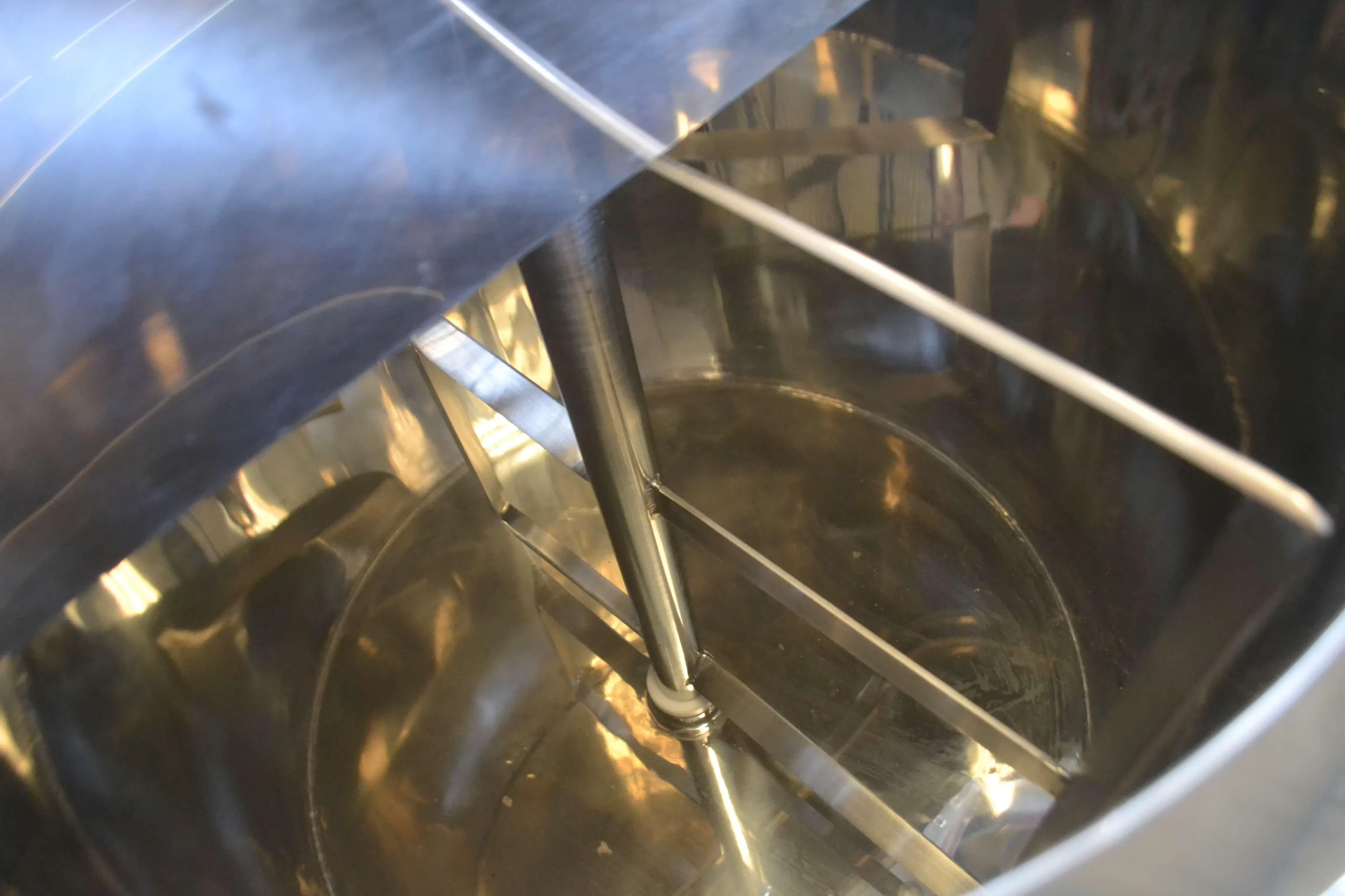 tanque-de-derretimento-capacidade-100-kg-marca-vonin