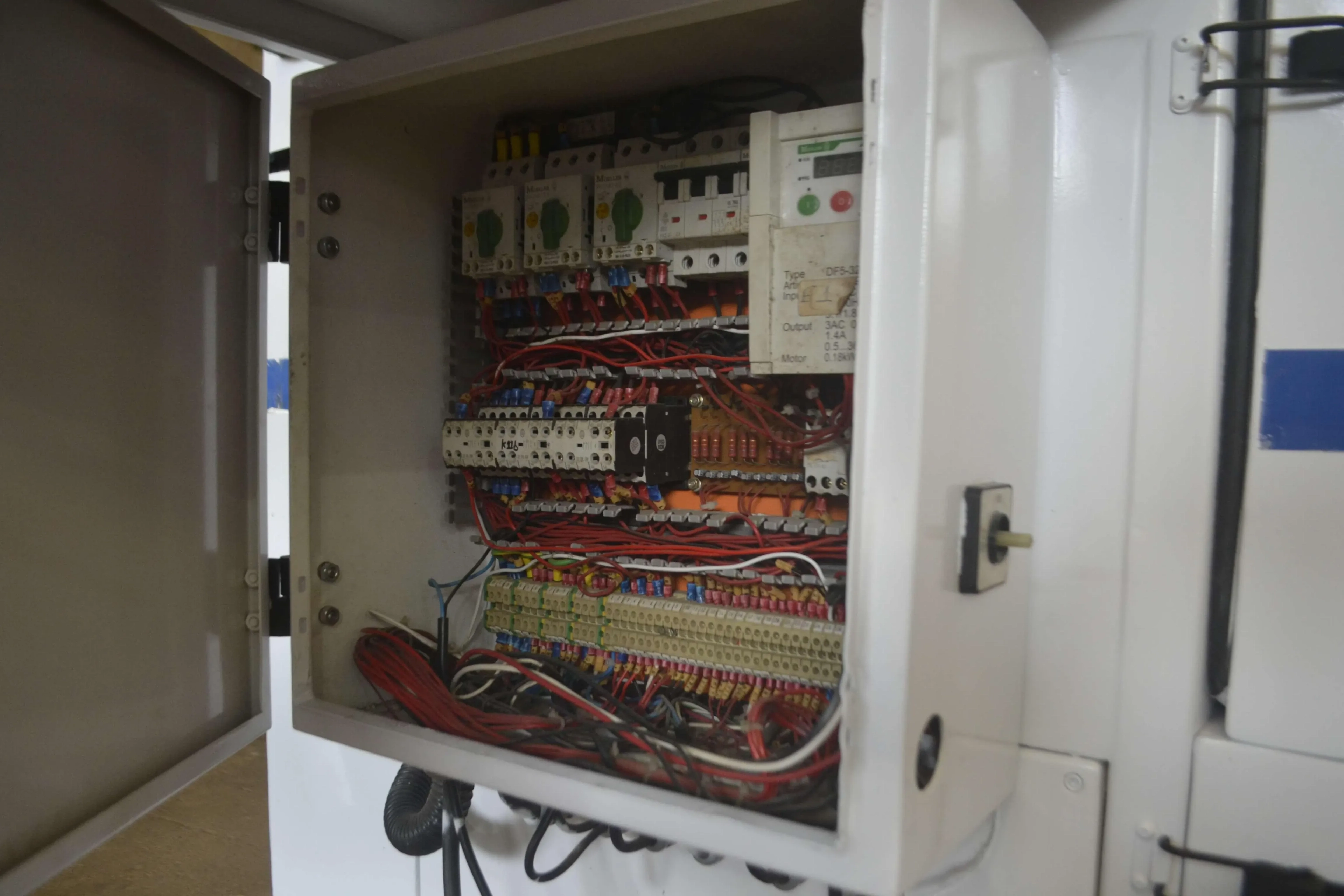 tunel-de-resfriamento-de-chocolate-4-m-x-400-mm-marca-hebleimar