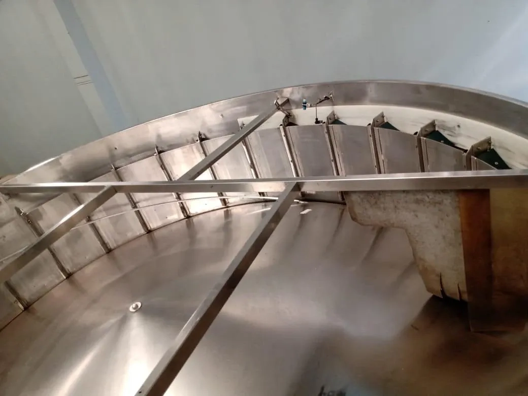 posicionador-de-frascos-com-pulmao-tipo-girafa-marca-imsb