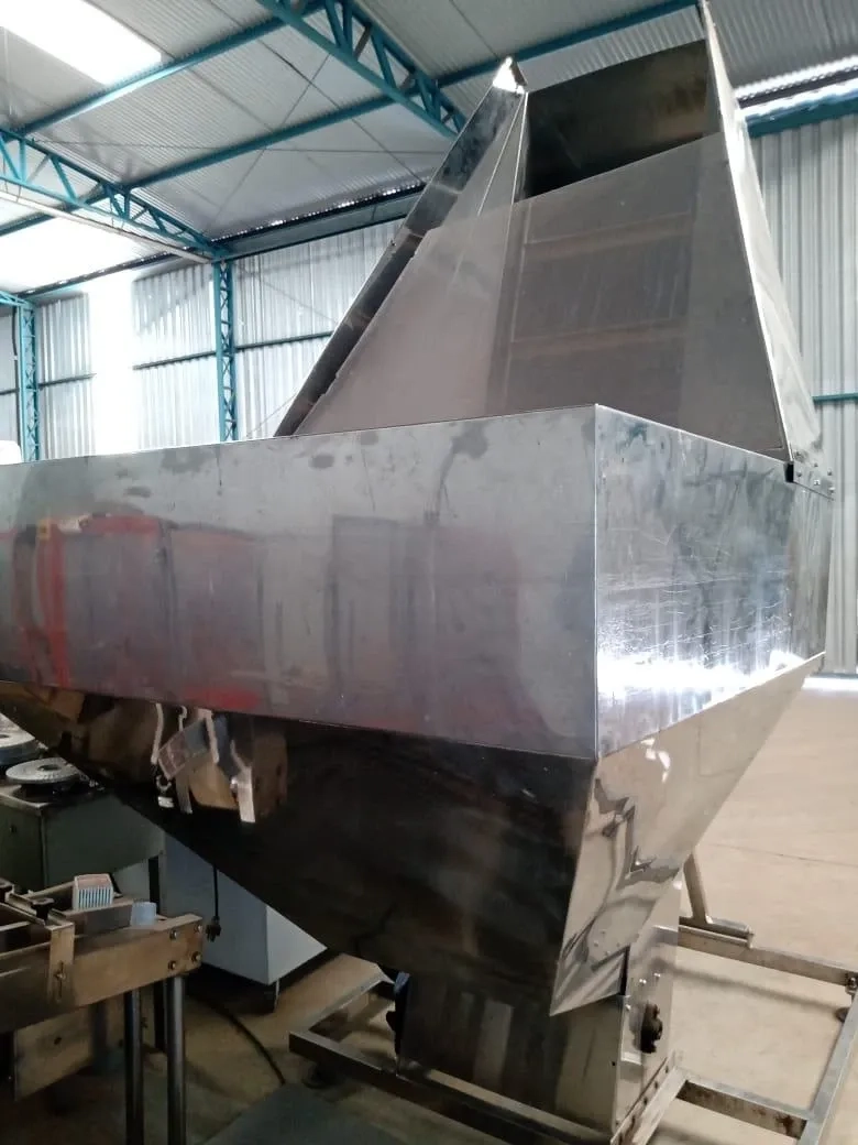 posicionador-de-frascos-com-pulmao-tipo-girafa-marca-imsb