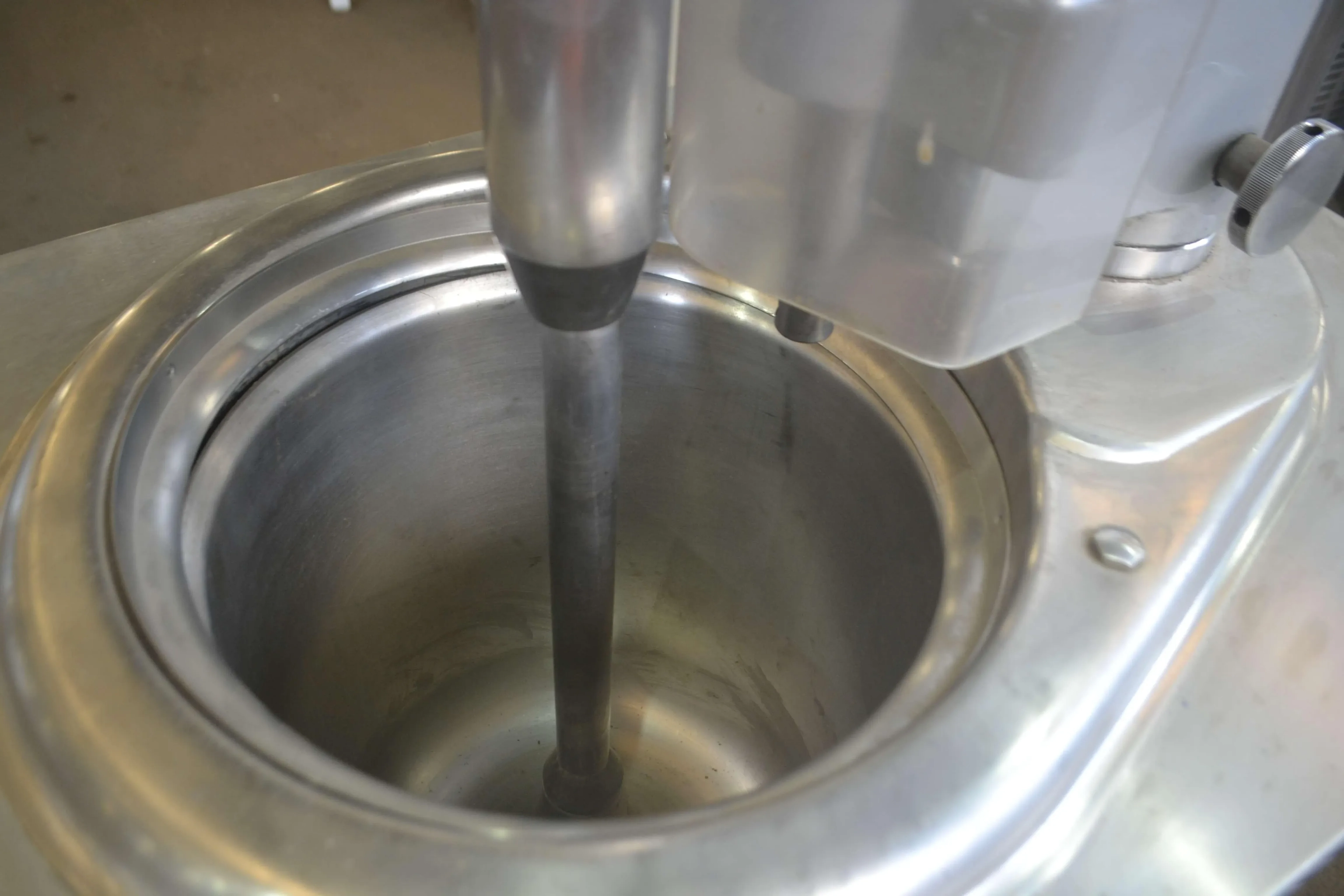 produtora-de-sorvete-vertical-marca-cattabriga-1751