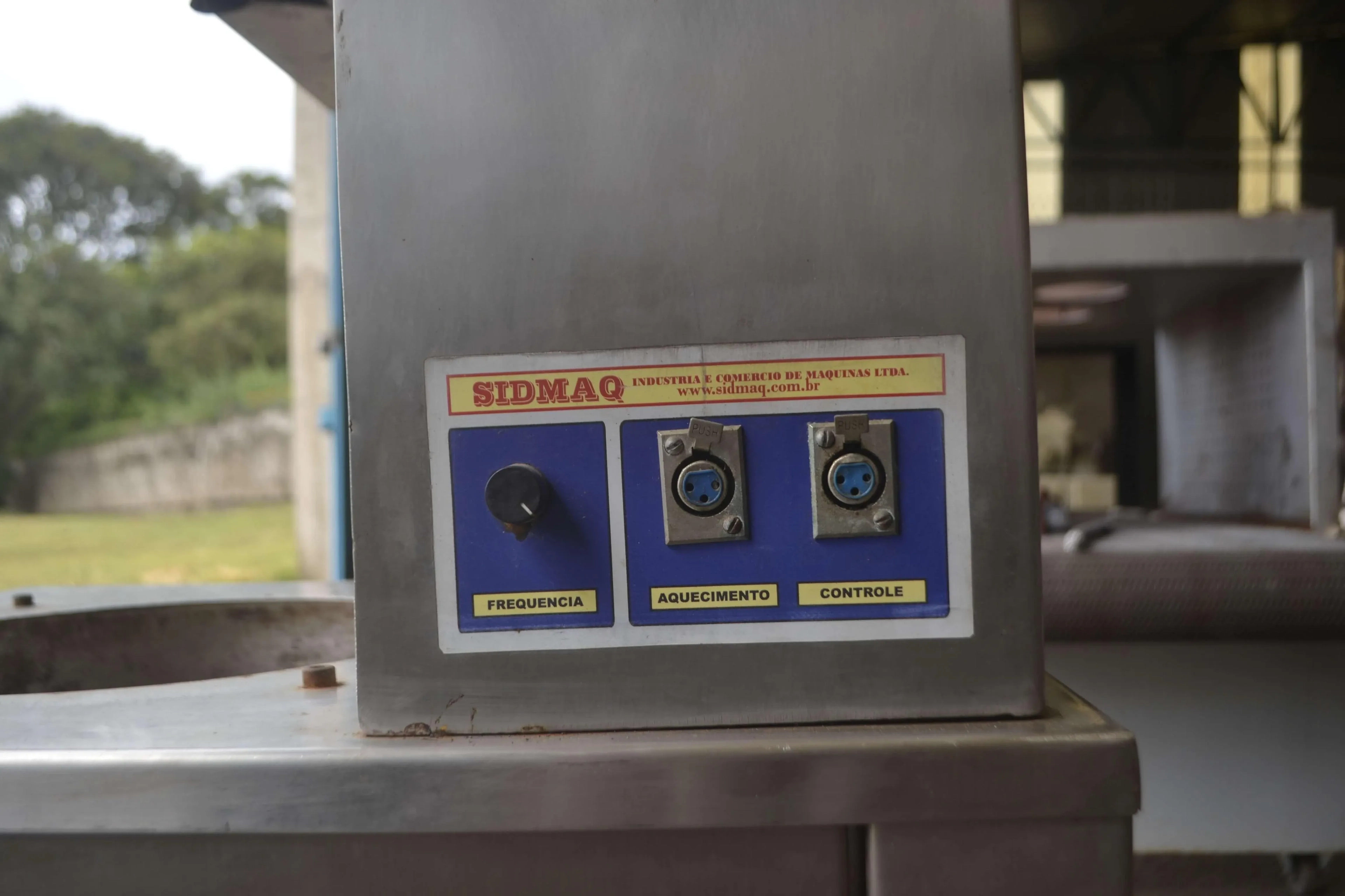 temperadeira-de-chocolate-capacidade-80-kg-h-marca-sidmaq