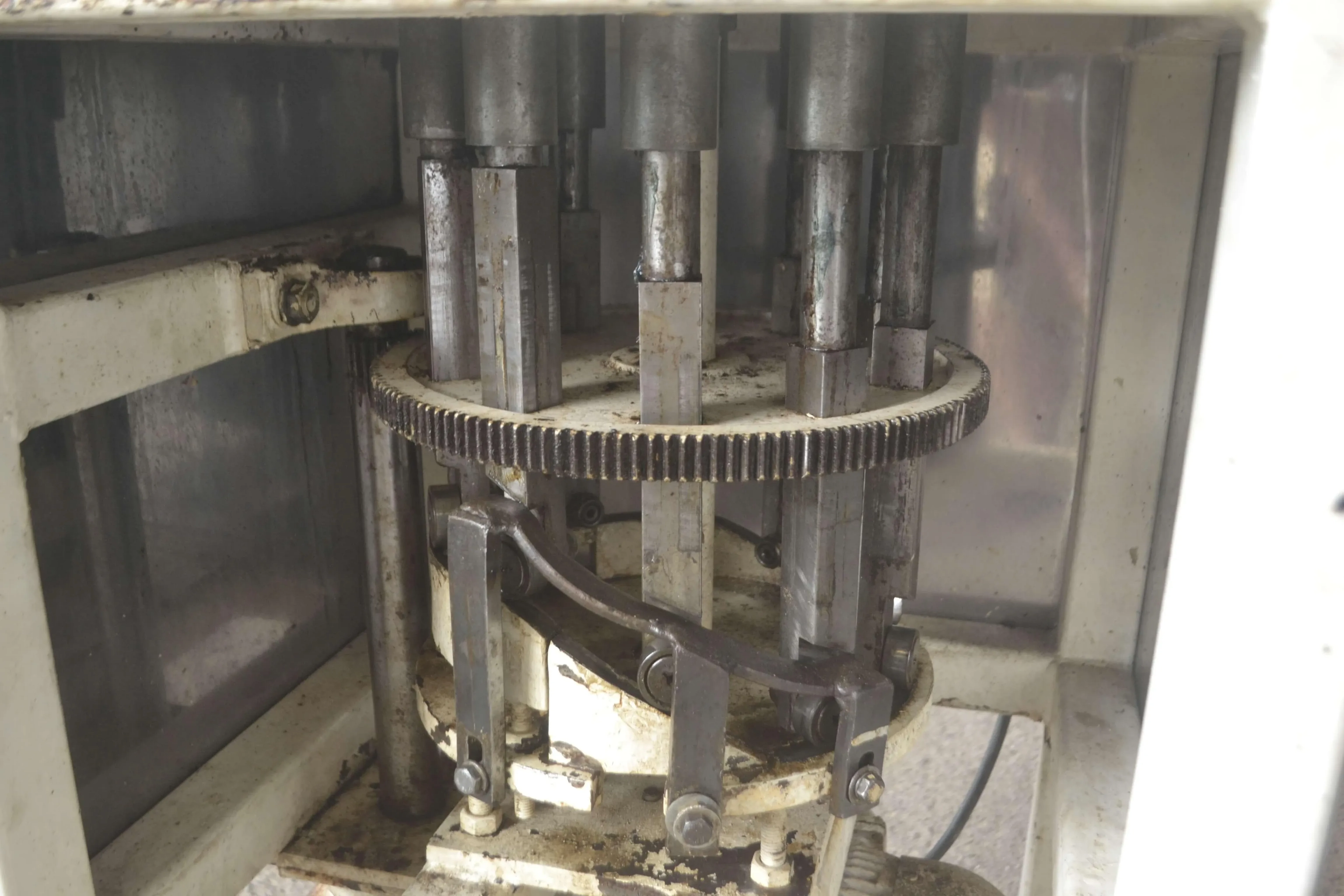 prensa-de-pacoca-rolha-com-10-cavidades