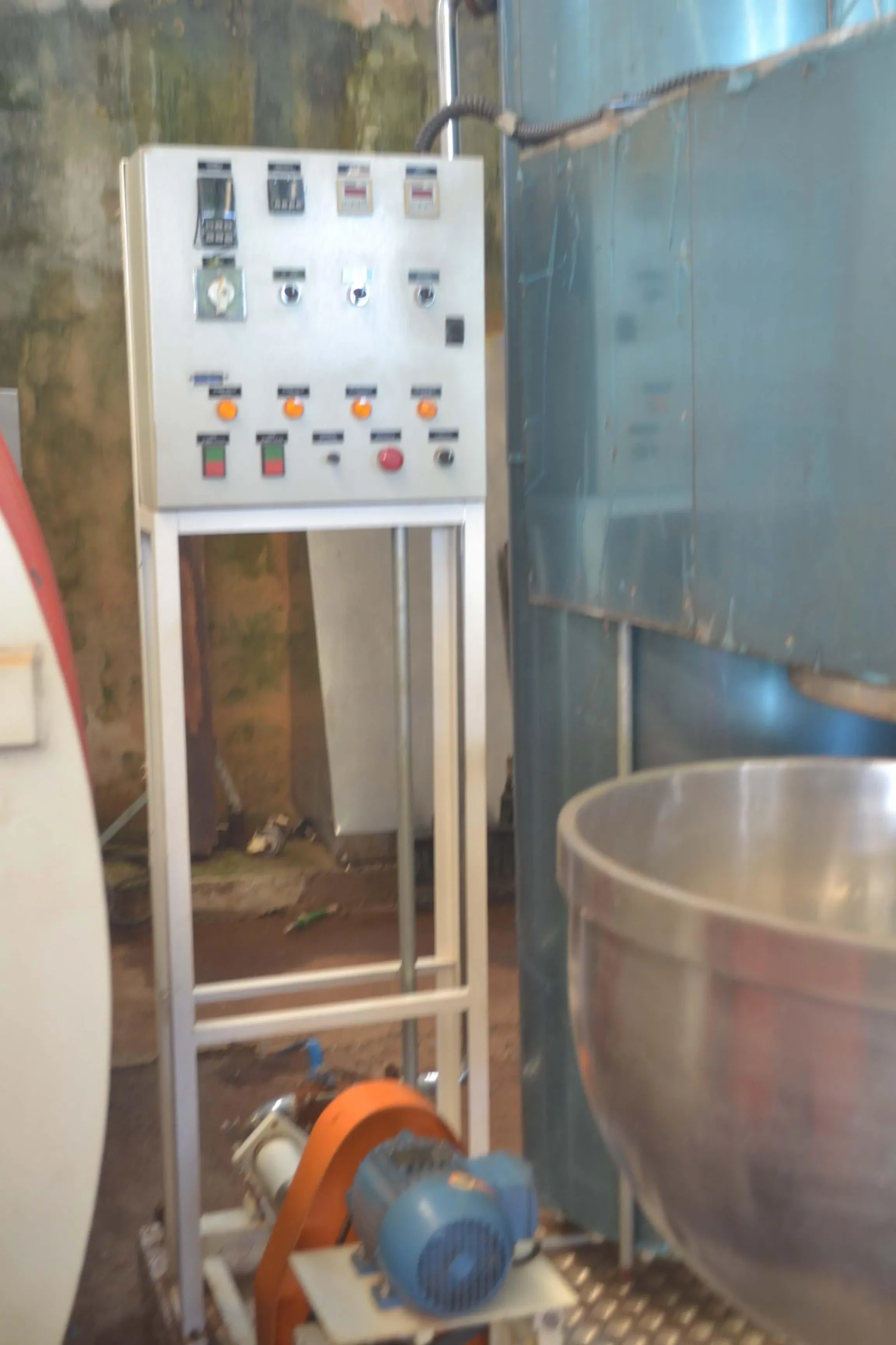 cozinhador-a-vacuo-para-balas-1000-kg-h-marca-remac