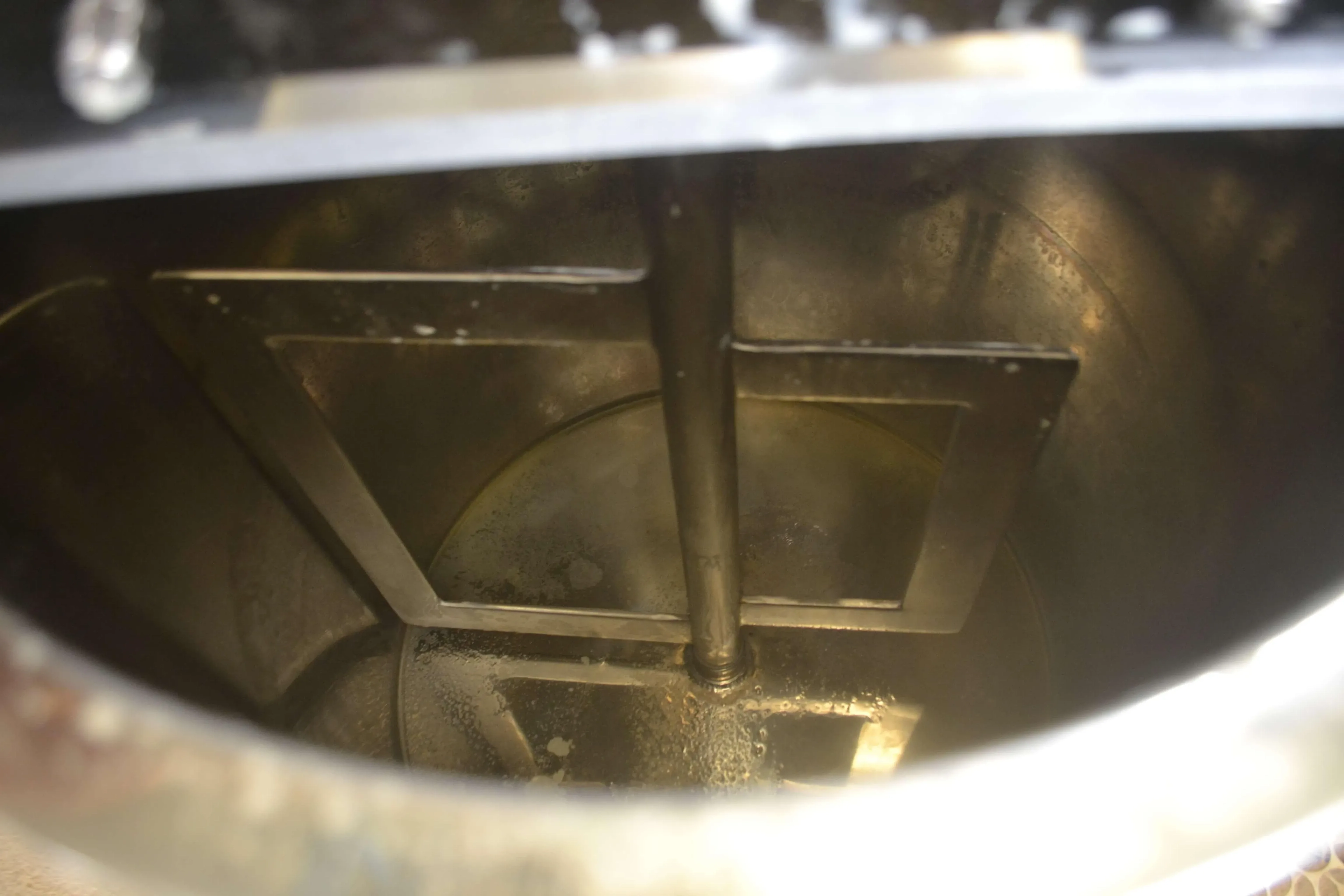 derretedeira-de-chocolate-marca-vonin-capacidade-30-kg